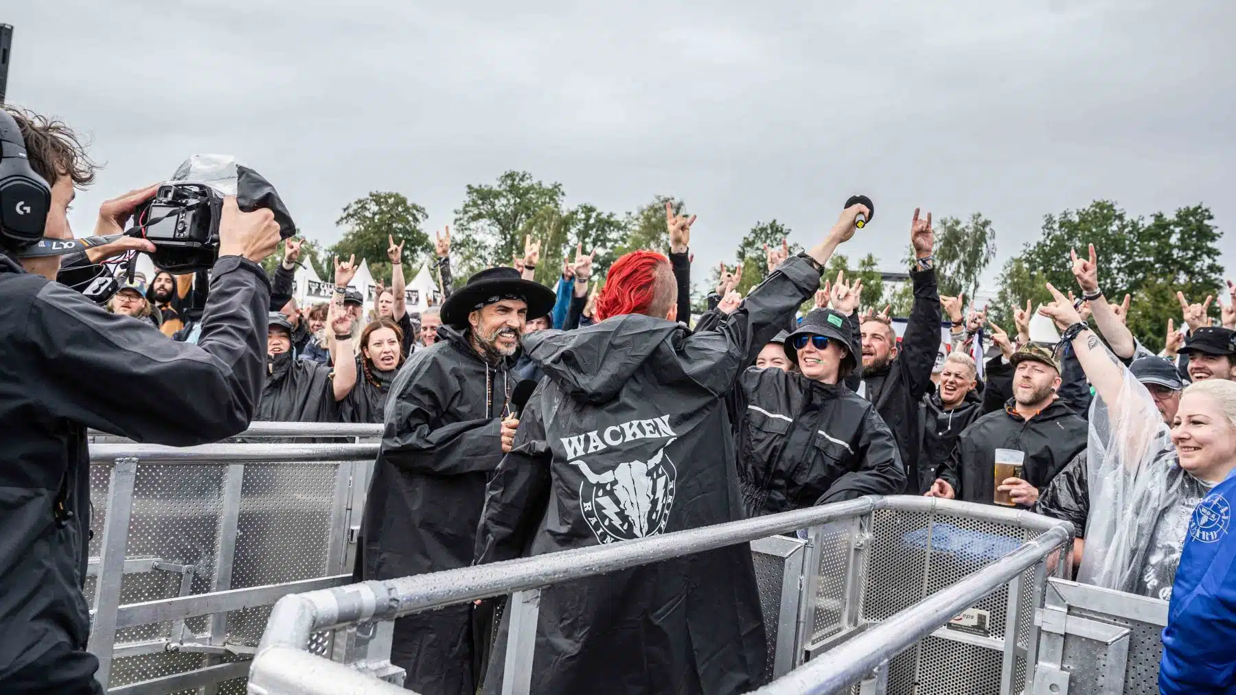 WOA_230802_0182_FANS_PS_WOA_Festival_GmbH WOA_230802_0182_FANS_PS_WOA_Festival_GmbH