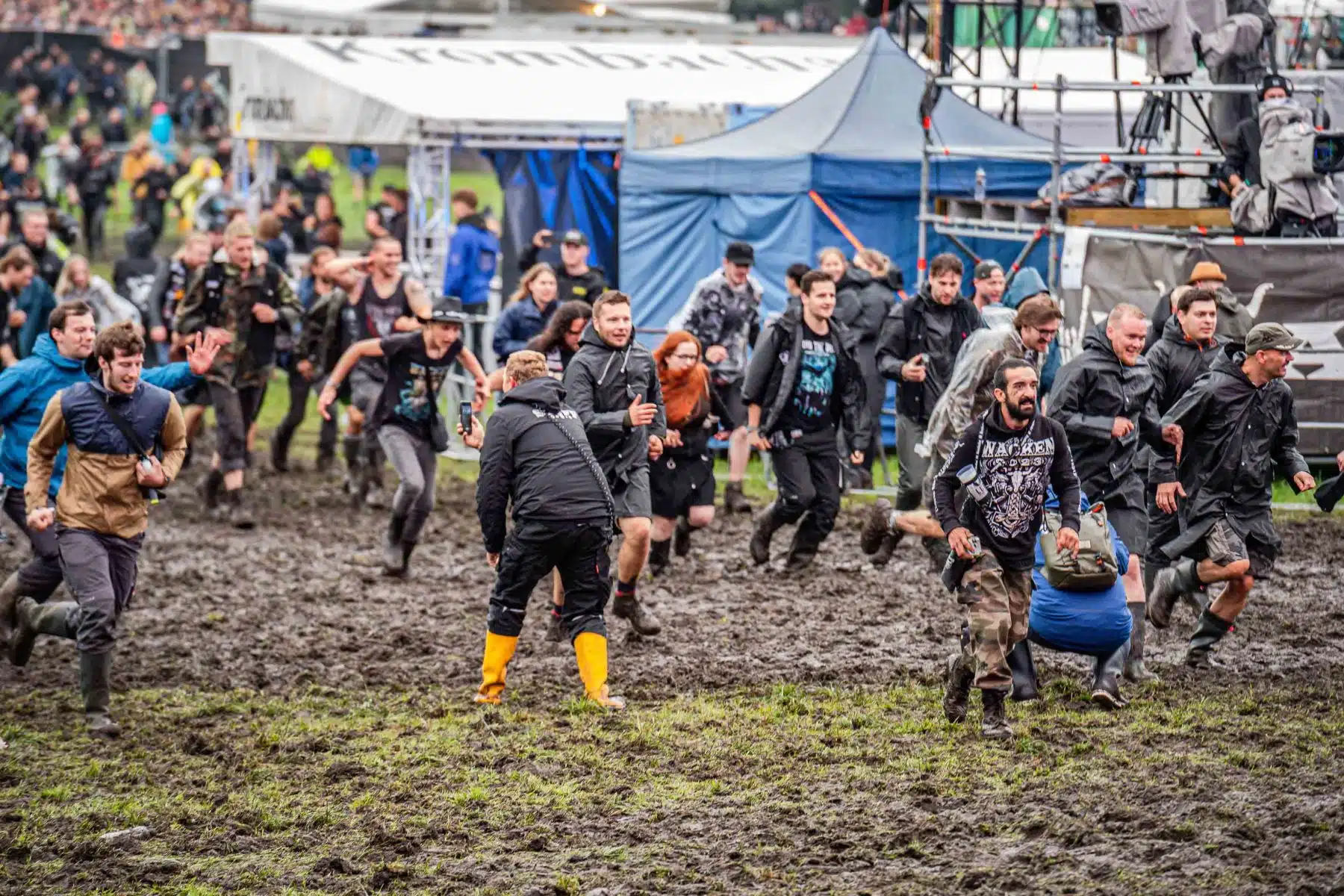 WOA_230802_0235_OPENGATES_KM_WOA_Festival_GmbH WOA_230802_0235_OPENGATES_KM_WOA_Festival_GmbH