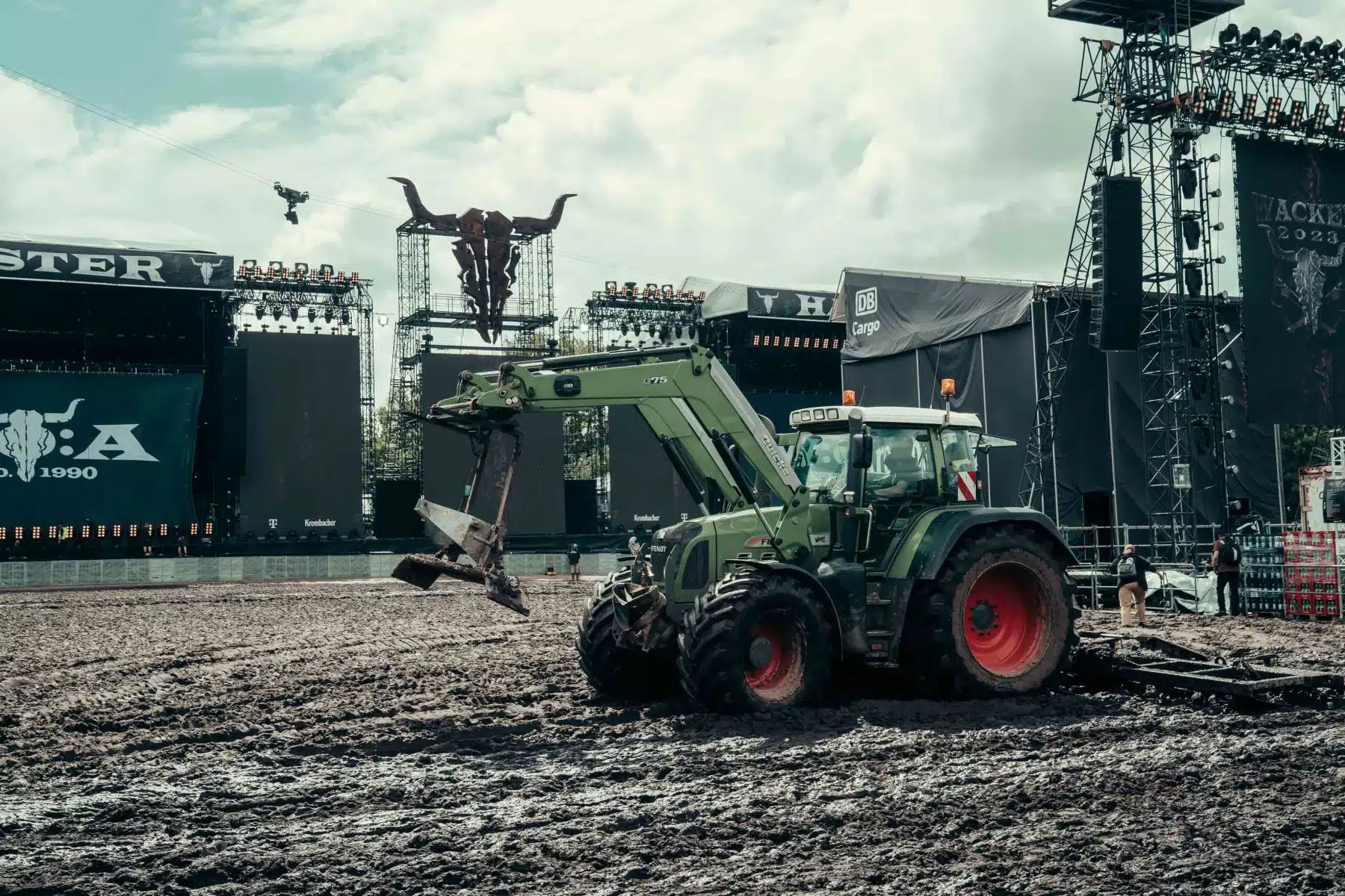 WOA_230803_0451_IMPRESSIONS_BAGGER_PS_WOA_Festival_GmbH WOA_230803_0451_IMPRESSIONS_BAGGER_PS_WOA_Festival_GmbH