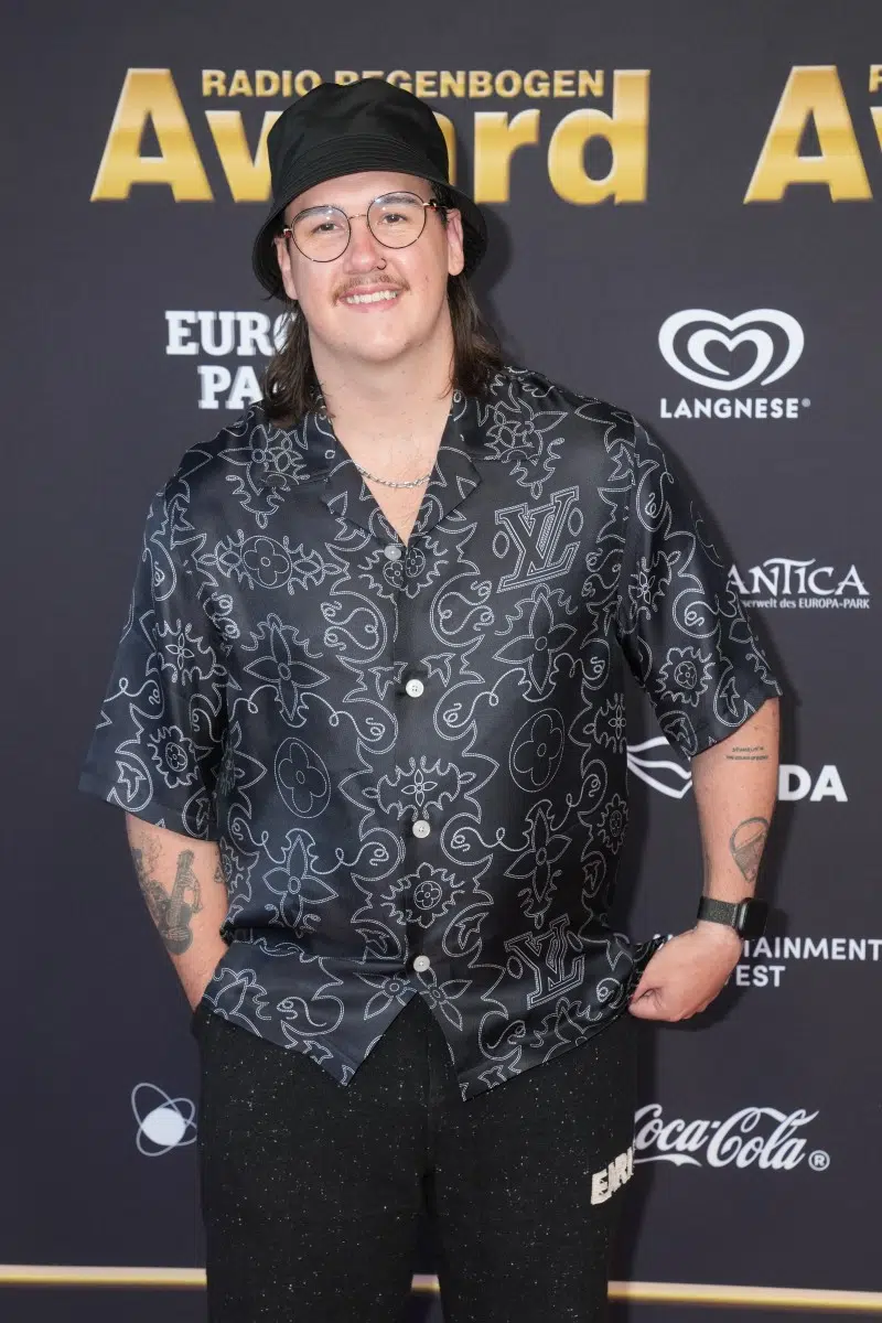 Cyril bei der Verleihung vom Radio Regenbogen Award 2025 im Europapark am 04.04.2025 in Rust. Cyril bei der Verleihung vom Radio Regenbogen Award 2025 im Europapark am 04.04.2025 in Rust.