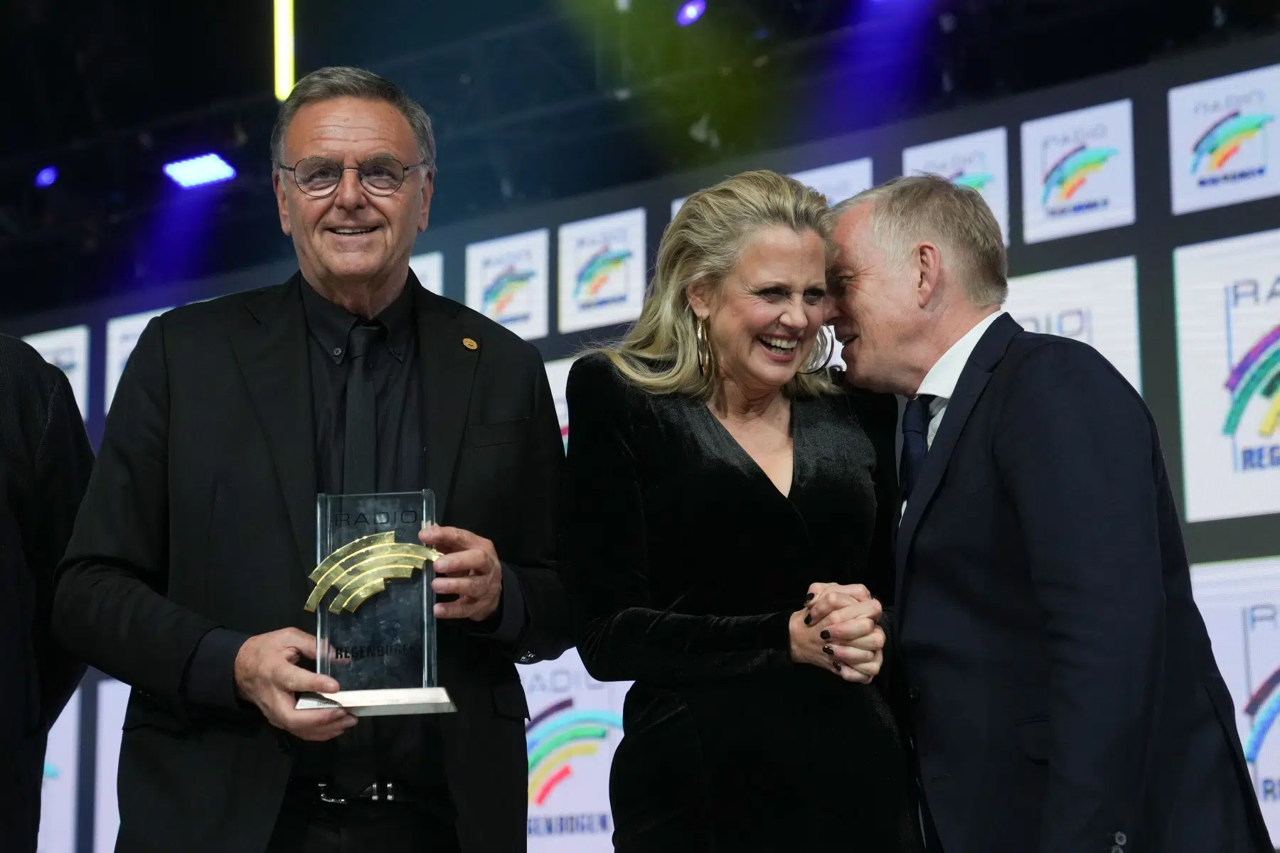Roland Mack, Barbara Schöneberger, Johannes B. Kerner, bei der Verleihung vom Radio Regenbogen Award 2025 im Europapark am 04.04.2025 in Rust. Roland Mack, Barbara Schöneberger, Johannes B. Kerner, bei der Verleihung vom Radio Regenbogen Award 2025 im Europapark am 04.04.2025 in Rust.