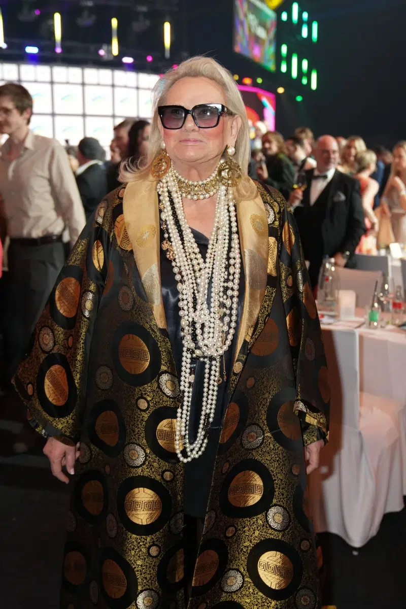 Lilo von Kiesenwetter bei der Verleihung vom Radio Regenbogen Award 2025 im Europapark am 04.04.2025 in Rust. Lilo von Kiesenwetter bei der Verleihung vom Radio Regenbogen Award 2025 im Europapark am 04.04.2025 in Rust.