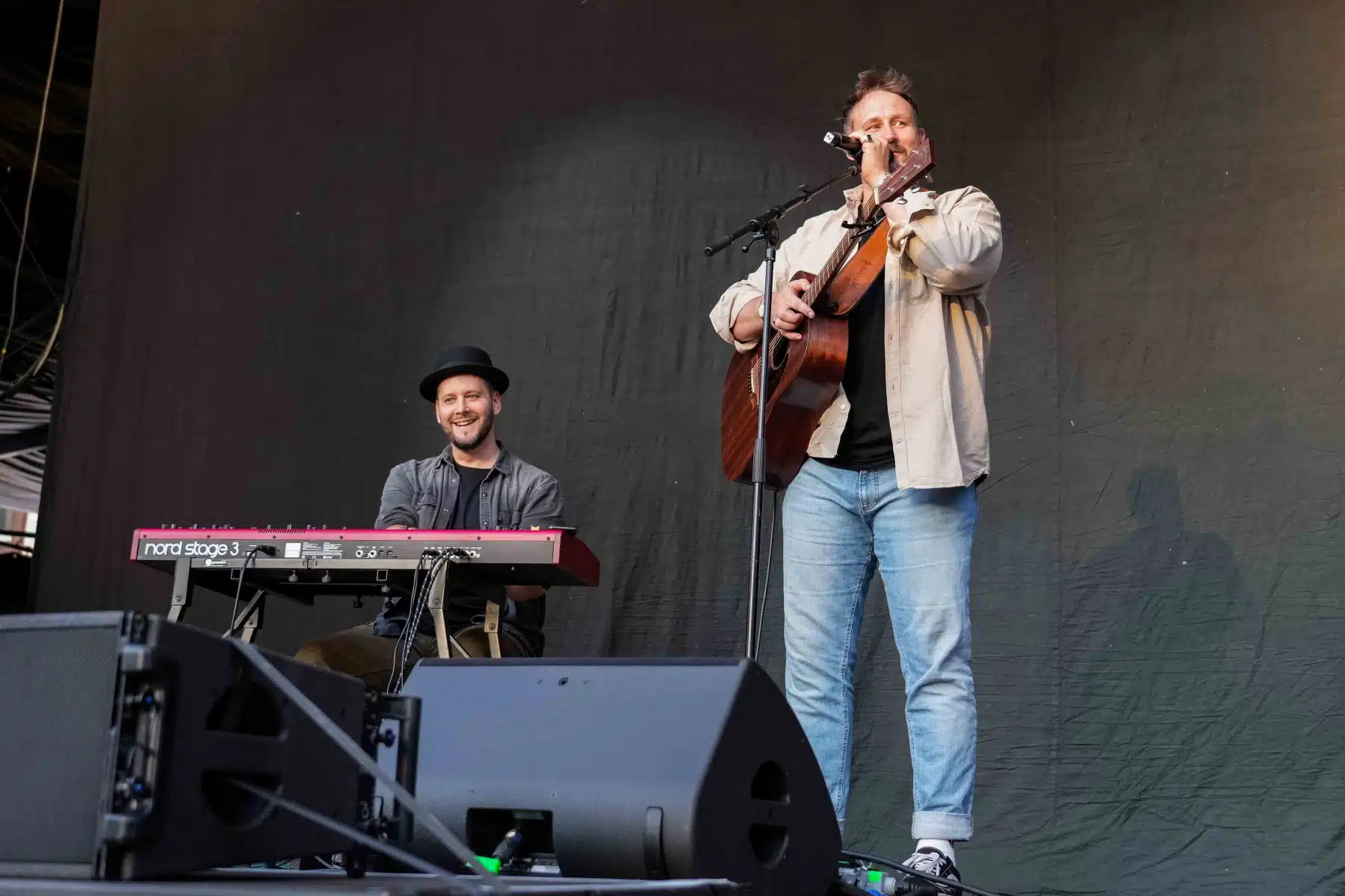 Florian Künstler (Support Max Giesinger) auf dem Sonderkonzert Jazz & Joy 2023 in Worms. Florian Künstler (Support Max Giesinger) auf dem Sonderkonzert Jazz & Joy 2023 in Worms.