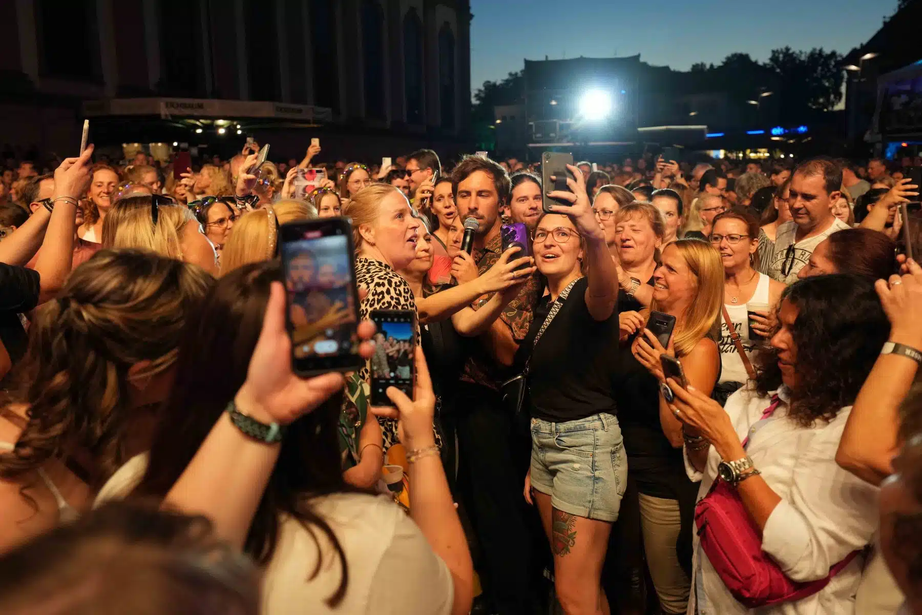 Max Giesinger Sonderkonzert beim Jazz & Joy 2023 in Worms. Max Giesinger Sonderkonzert beim Jazz & Joy 2023 in Worms.