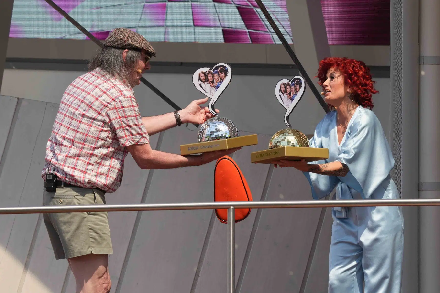 Sängerin Lucy Diakovska & Sänger Guildo Horn in der Unterhaltungsshow ZDF Fernsehgarten am 12.05.2024 in Mainz. Sängerin Lucy Diakovska & Sänger Guildo Horn in der Unterhaltungsshow ZDF Fernsehgarten am 12.05.2024 in Mainz.