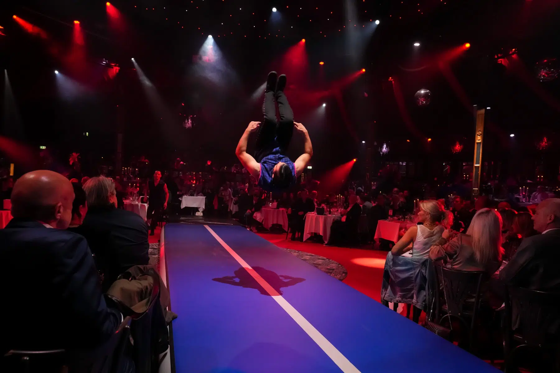 12.10.2023 Premiere der 25 Jahre Jubiläumsshow im Spiegelpalast des Radio Regenbogen Harald Wohlfahrt Palazzo 12.10.2023 Premiere der 25 Jahre Jubiläumsshow im Spiegelpalast des Radio Regenbogen Harald Wohlfahrt Palazzo