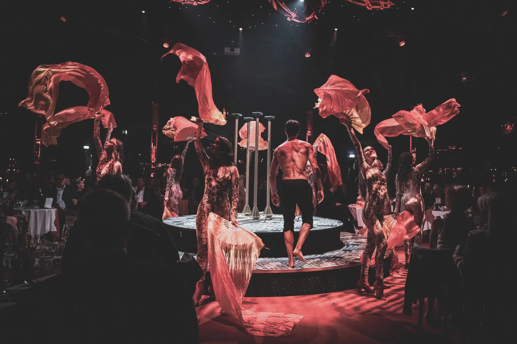 12.10.2023 Premiere der 25 Jahre Jubiläumsshow im Spiegelpalast des Radio Regenbogen Harald Wohlfahrt Palazzo 12.10.2023 Premiere der 25 Jahre Jubiläumsshow im Spiegelpalast des Radio Regenbogen Harald Wohlfahrt Palazzo