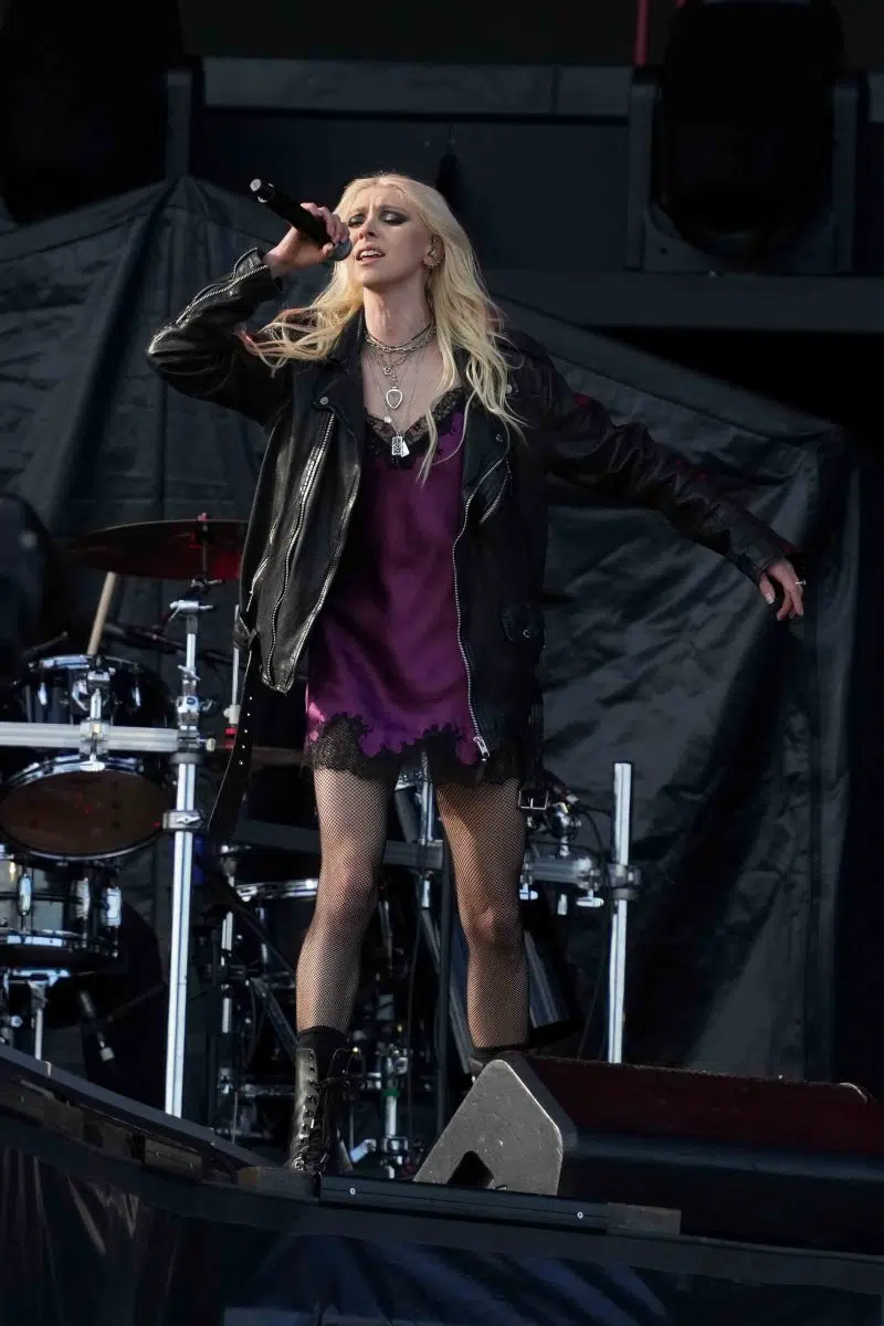 The Pretty Reckless als Support von AC/DC auf dem Hockenheimring am 13.07.2024. Foto © by Boris Korpak/bokopictures The Pretty Reckless als Support von AC/DC auf dem Hockenheimring am 13.07.2024. Foto © by Boris Korpak/bokopictures