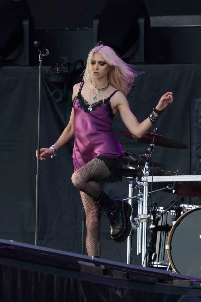 The Pretty Reckless als Support von AC/DC auf dem Hockenheimring am 13.07.2024. Foto © by Boris Korpak/bokopictures The Pretty Reckless als Support von AC/DC auf dem Hockenheimring am 13.07.2024. Foto © by Boris Korpak/bokopictures