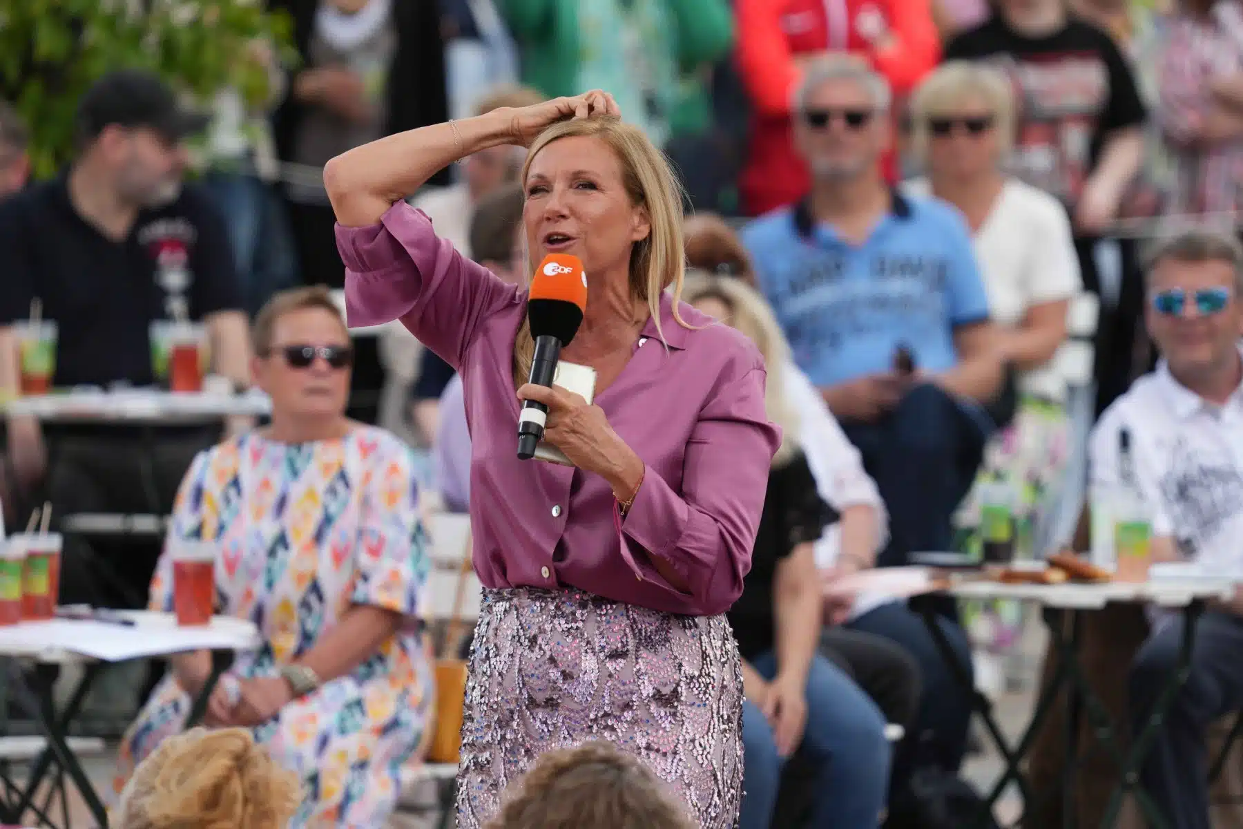 14.05.2023 Moderatorin Andrea Kiwi Kiewel in der Unterhaltungsshow ZDF Fernsehgarten am 14.05.2023 in Mainz. 14.05.2023 Moderatorin Andrea Kiwi Kiewel in der Unterhaltungsshow ZDF Fernsehgarten am 14.05.2023 in Mainz.