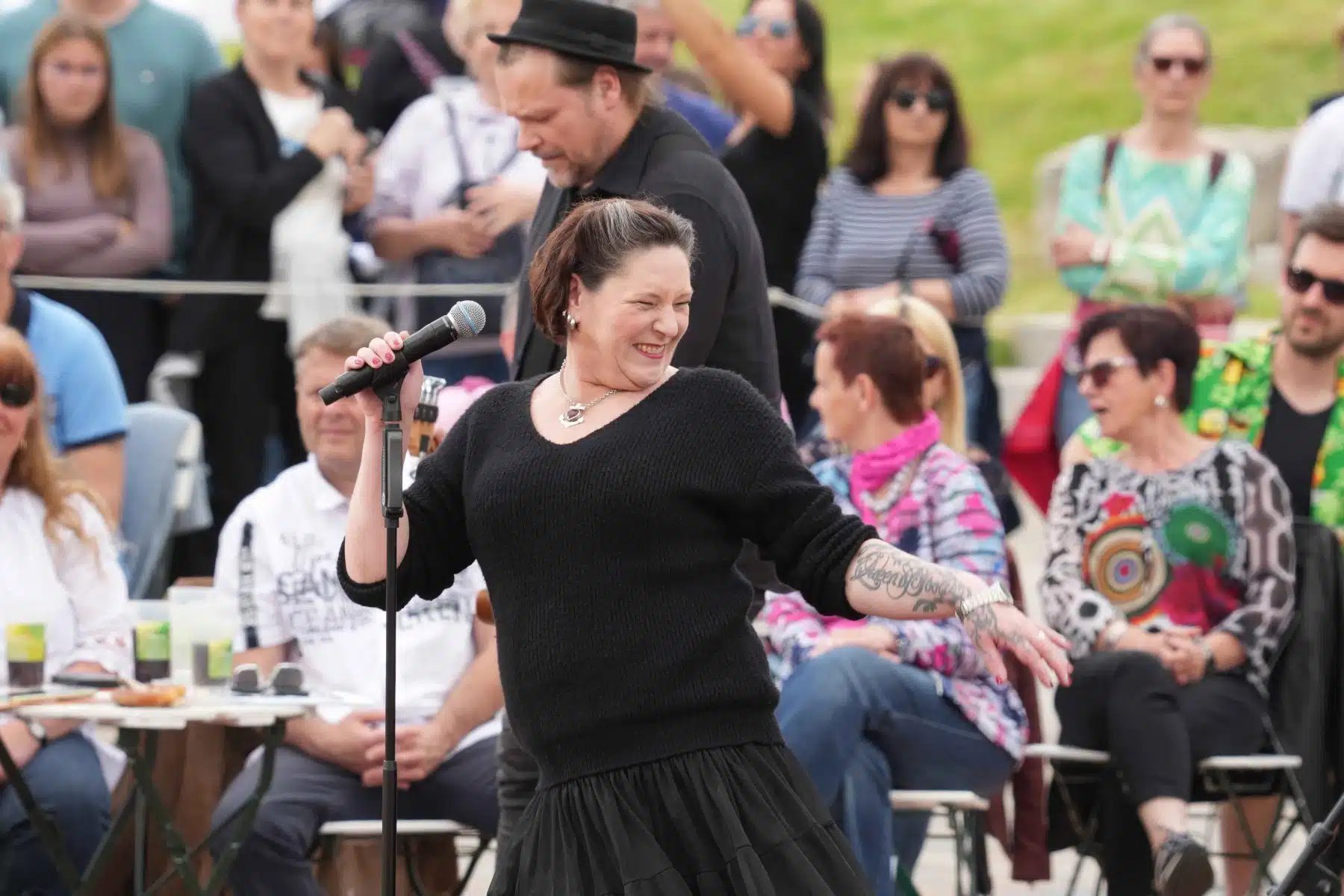 14.05.2023 AnNa R in der Unterhaltungsshow ZDF Fernsehgarten am 14.05.2023 in Mainz. 14.05.2023 AnNa R in der Unterhaltungsshow ZDF Fernsehgarten am 14.05.2023 in Mainz.