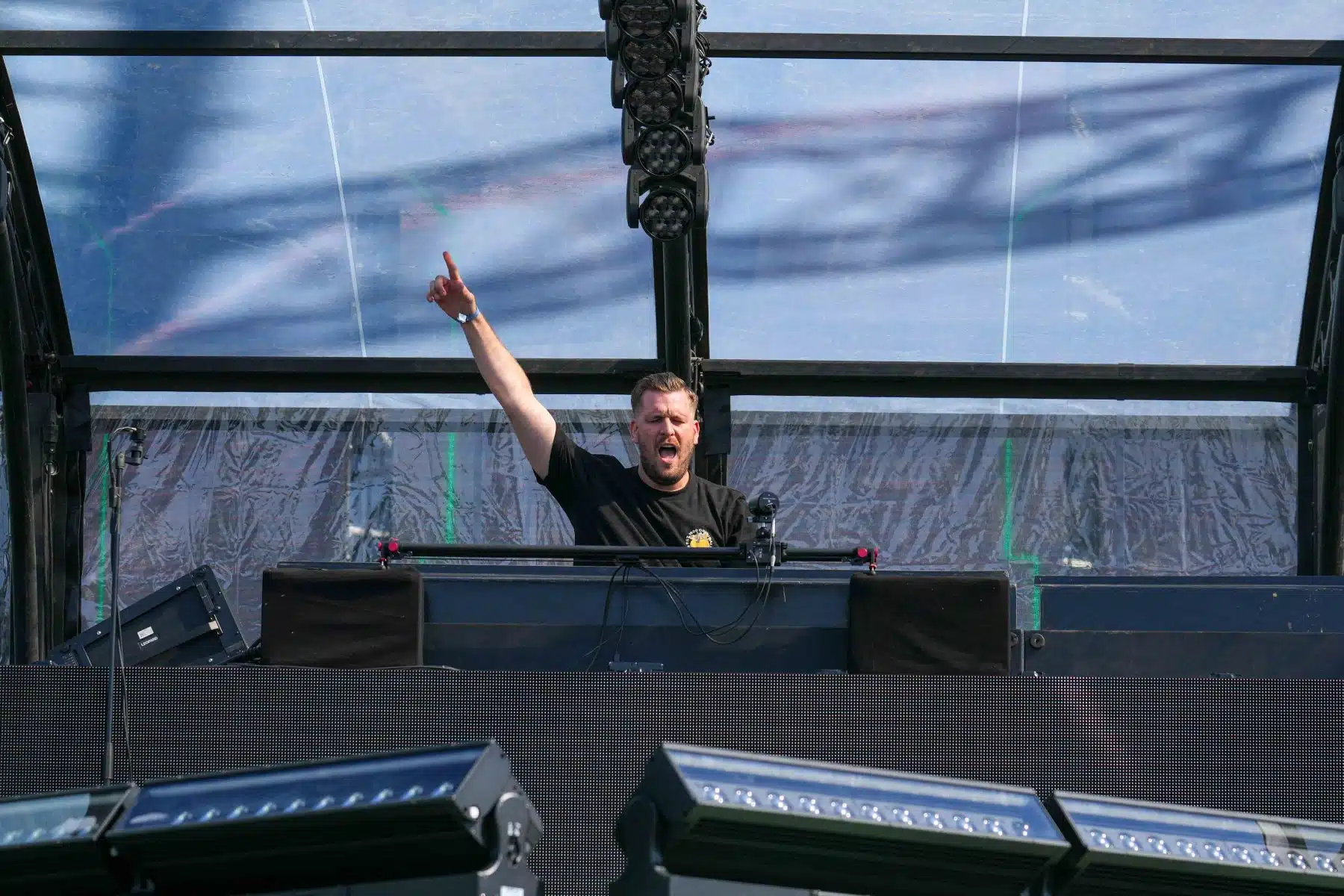 15.09.2023 Der Freitag - Glücksgefühle Festival - The Glück is coming home auf dem Hockenheimring.
FestivalFoto © by Boris Korpak/ bokopictures 15.09.2023 Der Freitag - Glücksgefühle Festival - The Glück is coming home auf dem Hockenheimring.
FestivalFoto © by Boris Korpak/ bokopictures