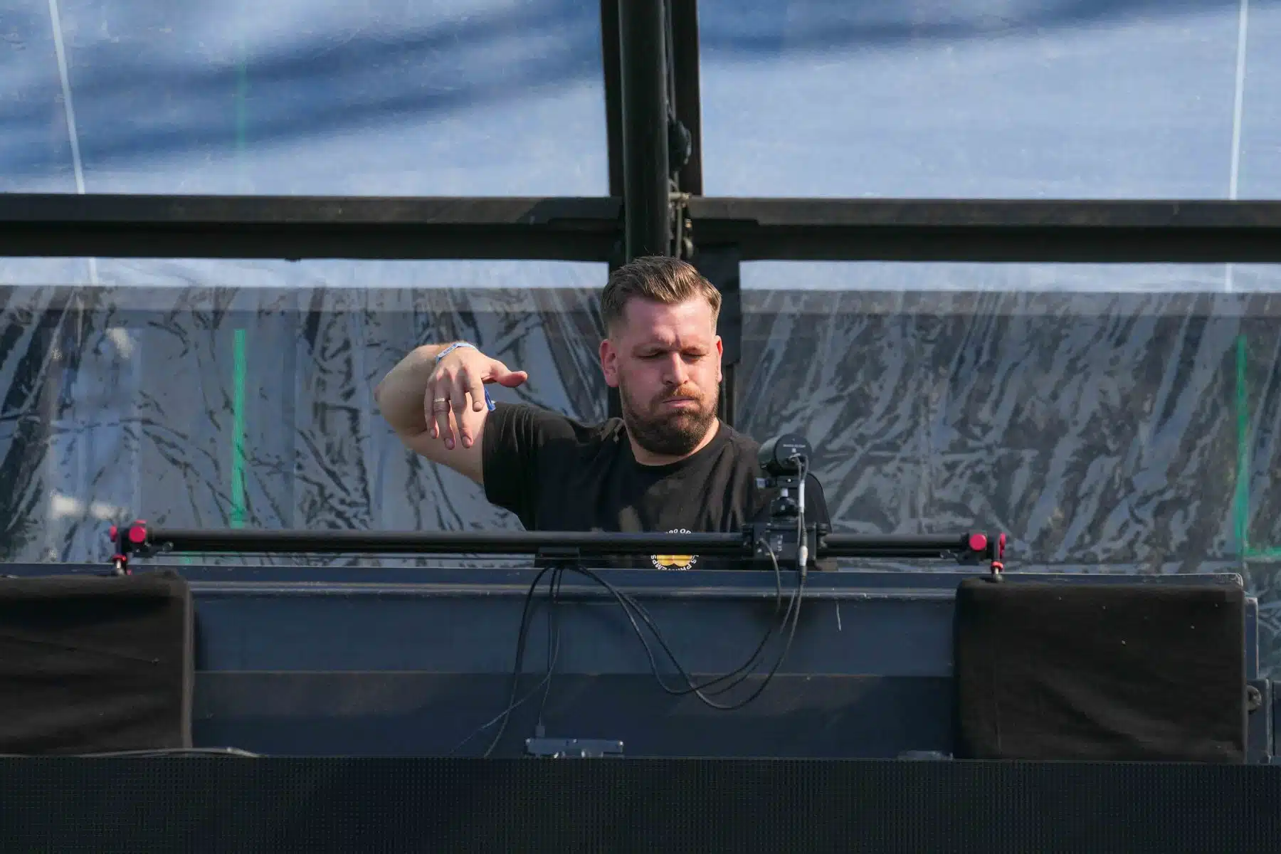 15.09.2023 Der Freitag - Glücksgefühle Festival - The Glück is coming home auf dem Hockenheimring.
FestivalFoto © by Boris Korpak/ bokopictures 15.09.2023 Der Freitag - Glücksgefühle Festival - The Glück is coming home auf dem Hockenheimring.
FestivalFoto © by Boris Korpak/ bokopictures