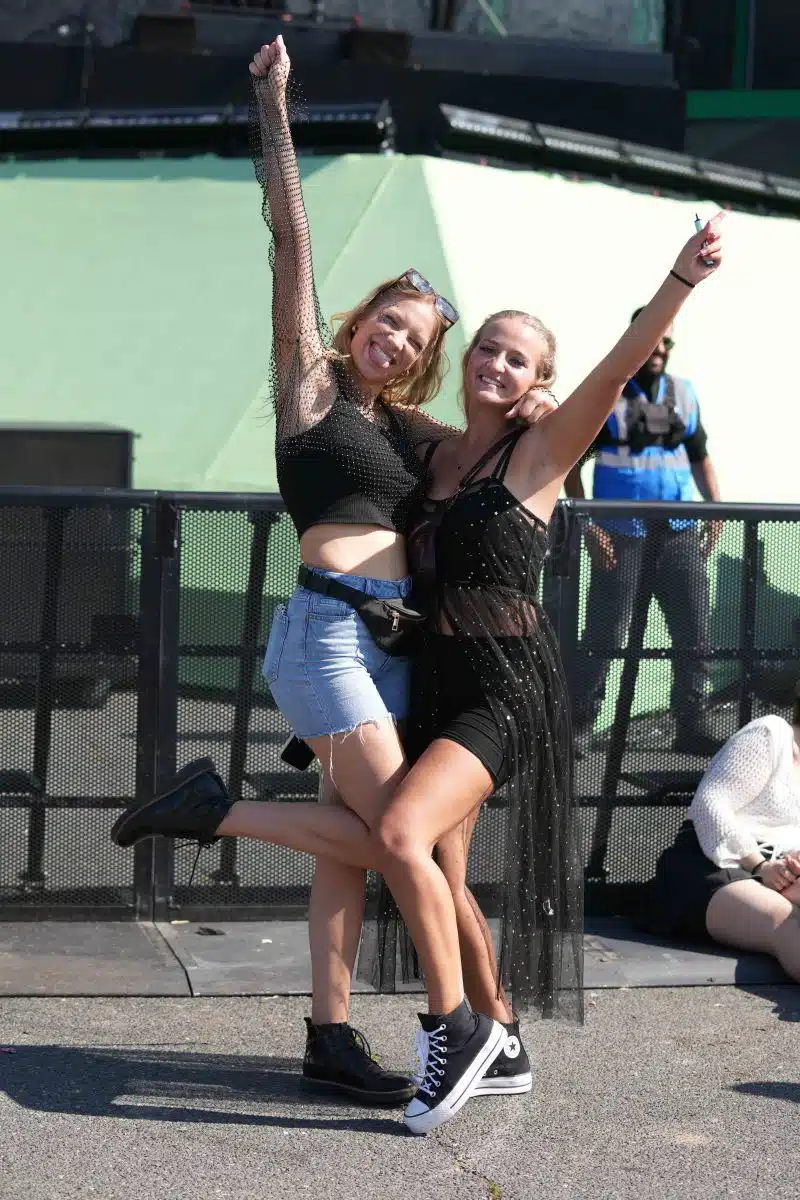 15.09.2023 Der Freitag - Glücksgefühle Festival - The Glück is coming home auf dem Hockenheimring.
FestivalFoto © by Boris Korpak/ bokopictures 15.09.2023 Der Freitag - Glücksgefühle Festival - The Glück is coming home auf dem Hockenheimring.
FestivalFoto © by Boris Korpak/ bokopictures