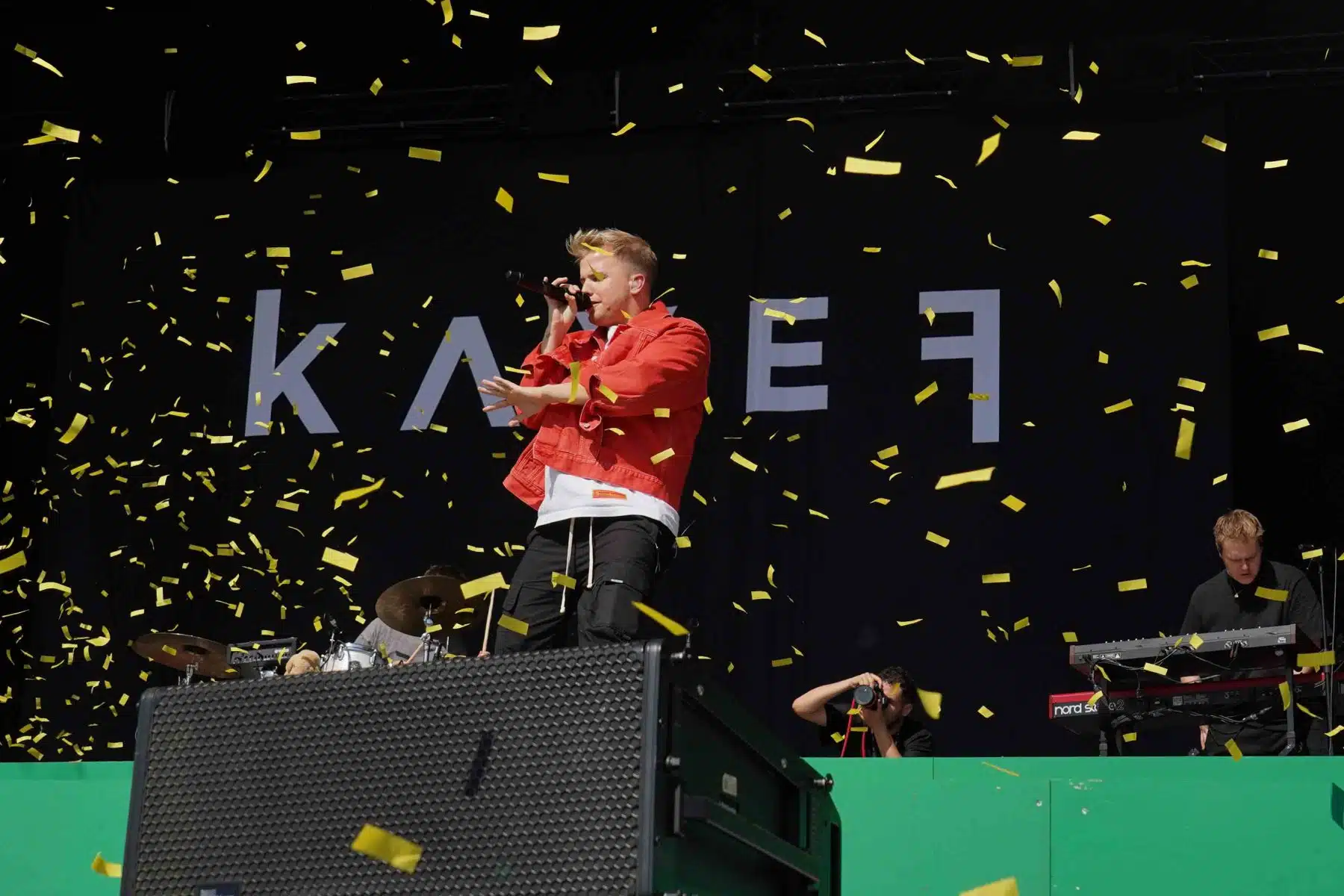 15.09.2023 Der Freitag - Glücksgefühle Festival - The Glück is coming home auf dem Hockenheimring.
FestivalFoto © by Boris Korpak/ bokopictures 15.09.2023 Der Freitag - Glücksgefühle Festival - The Glück is coming home auf dem Hockenheimring.
FestivalFoto © by Boris Korpak/ bokopictures