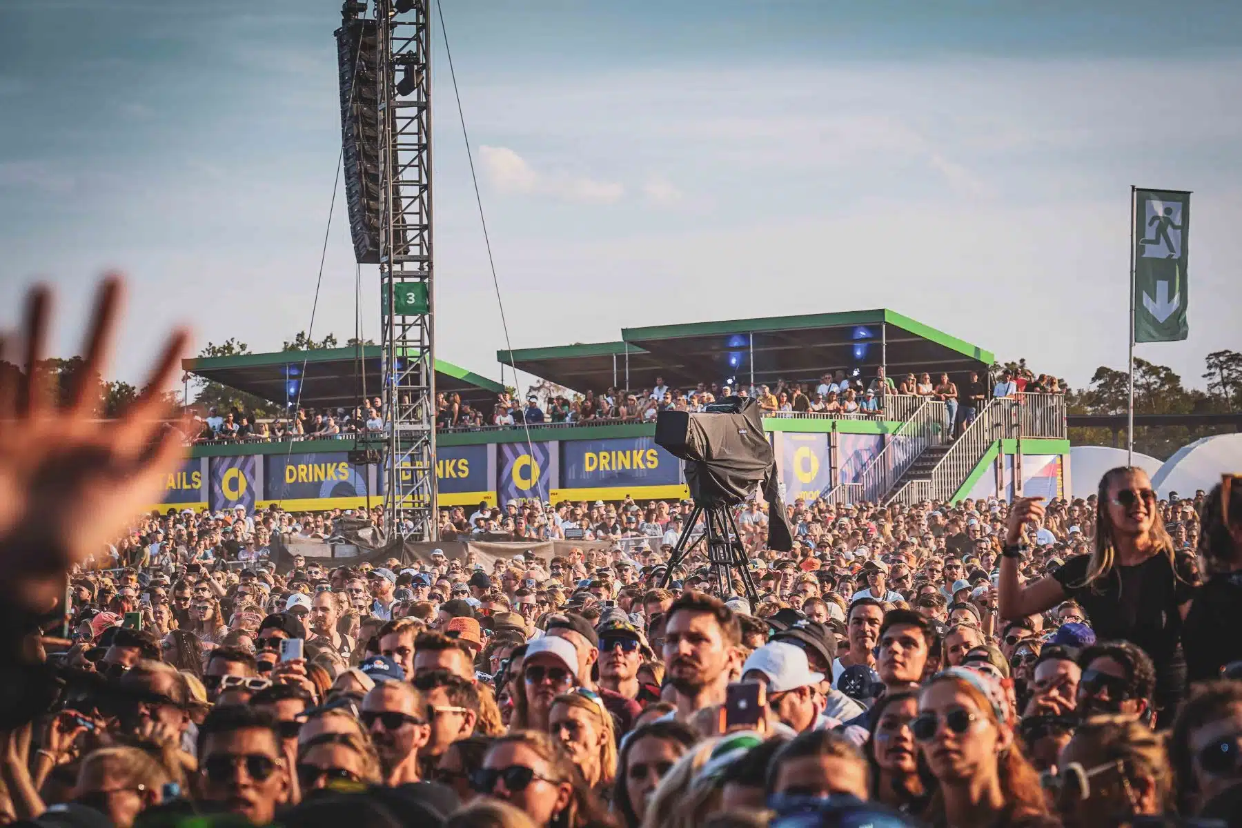 15.09.2023 Der Freitag - Glücksgefühle Festival - The Glück is coming home auf dem Hockenheimring.
FestivalFoto © by Boris Korpak/ bokopictures 15.09.2023 Der Freitag - Glücksgefühle Festival - The Glück is coming home auf dem Hockenheimring.
FestivalFoto © by Boris Korpak/ bokopictures