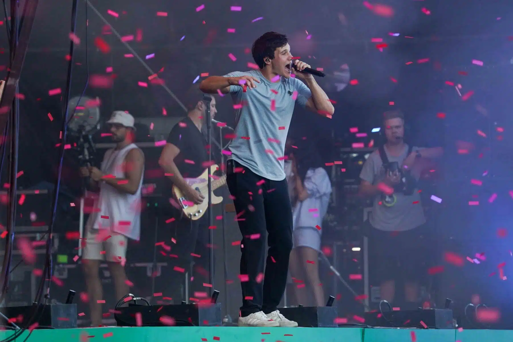 15.09.2023 Der Freitag - Glücksgefühle Festival - The Glück is coming home auf dem Hockenheimring.
FestivalFoto © by Boris Korpak/ bokopictures 15.09.2023 Der Freitag - Glücksgefühle Festival - The Glück is coming home auf dem Hockenheimring.
FestivalFoto © by Boris Korpak/ bokopictures