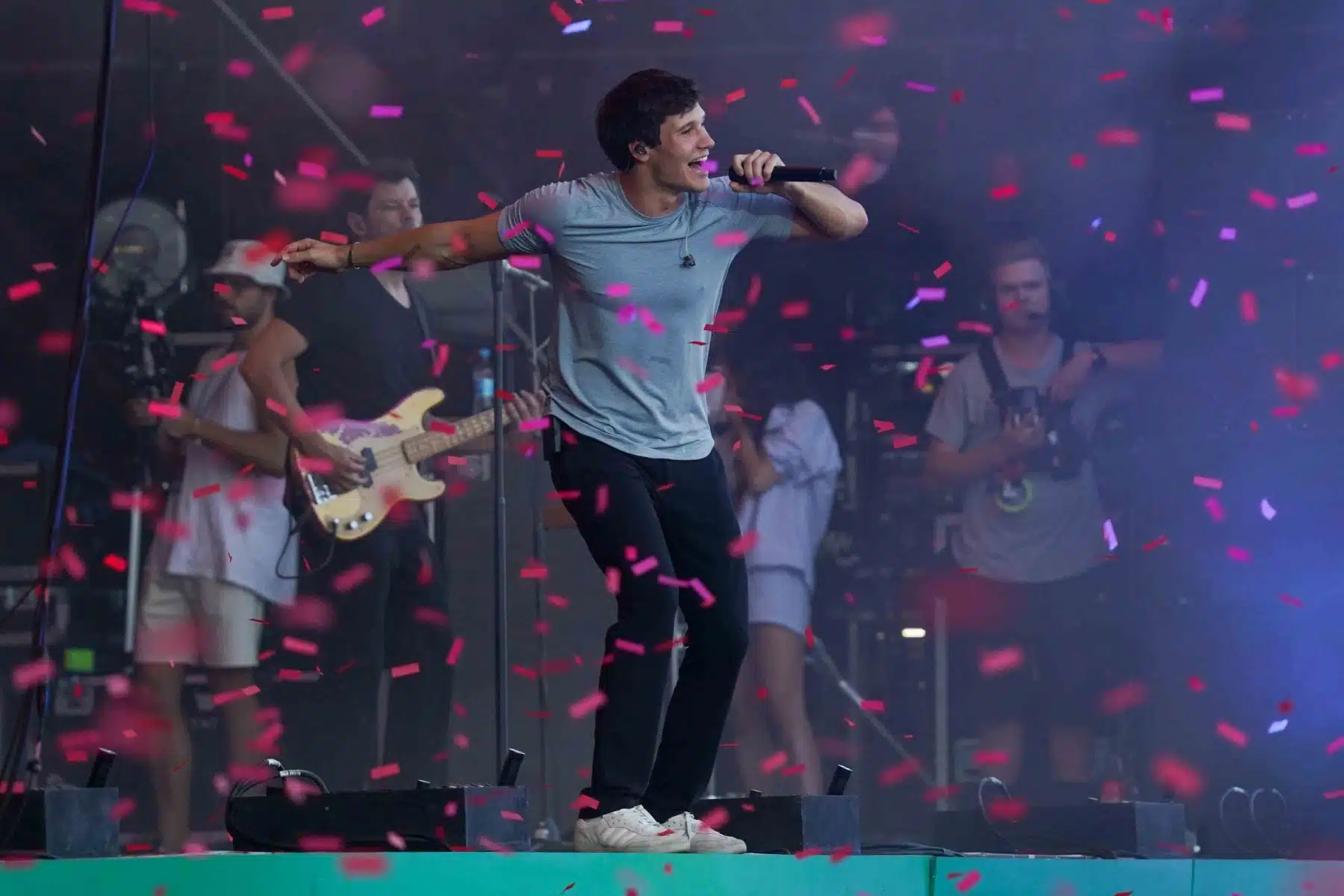 15.09.2023 Der Freitag - Glücksgefühle Festival - The Glück is coming home auf dem Hockenheimring.
FestivalFoto © by Boris Korpak/ bokopictures 15.09.2023 Der Freitag - Glücksgefühle Festival - The Glück is coming home auf dem Hockenheimring.
FestivalFoto © by Boris Korpak/ bokopictures