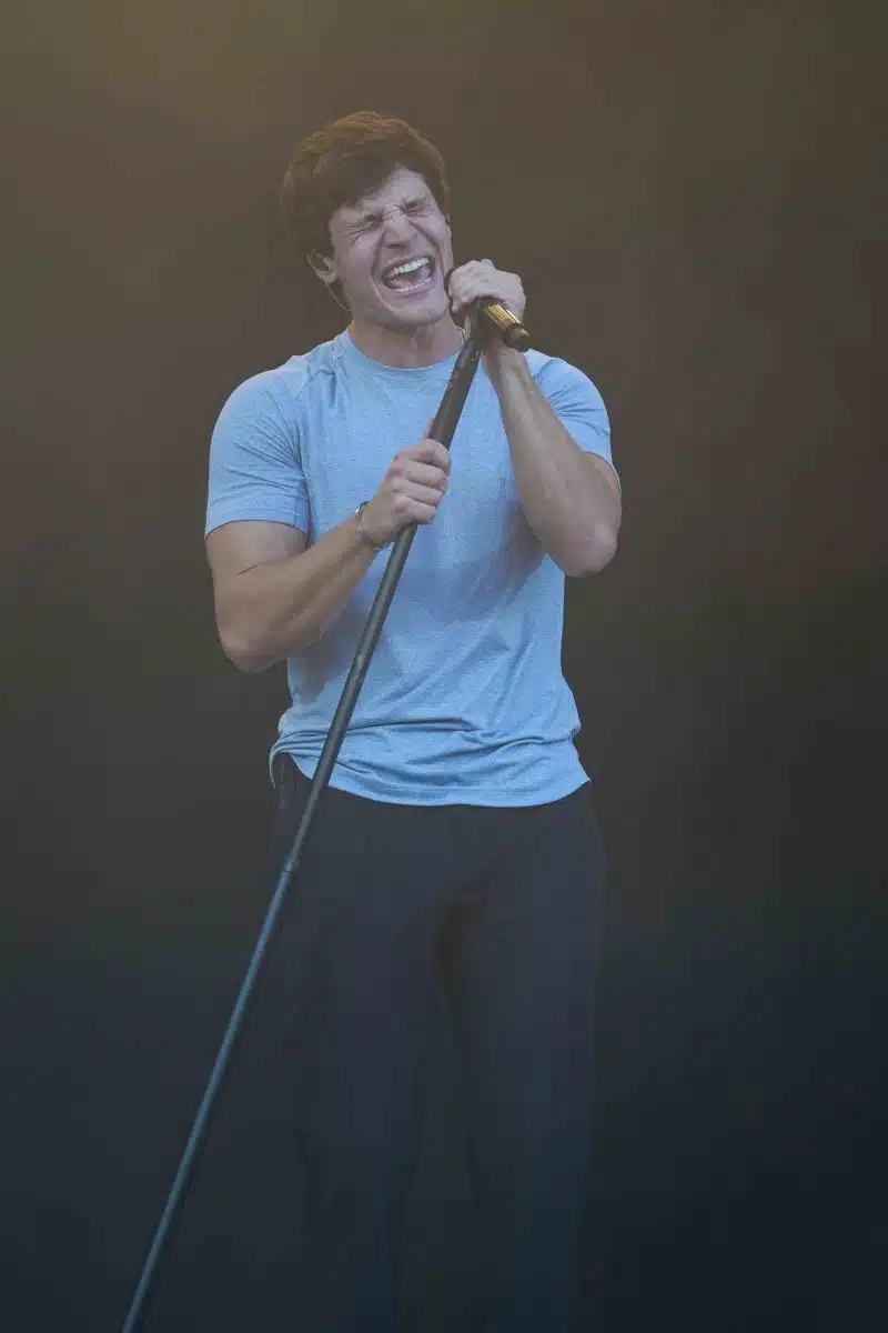 15.09.2023 Der Freitag - Glücksgefühle Festival - The Glück is coming home auf dem Hockenheimring.
FestivalFoto © by Boris Korpak/ bokopictures 15.09.2023 Der Freitag - Glücksgefühle Festival - The Glück is coming home auf dem Hockenheimring.
FestivalFoto © by Boris Korpak/ bokopictures