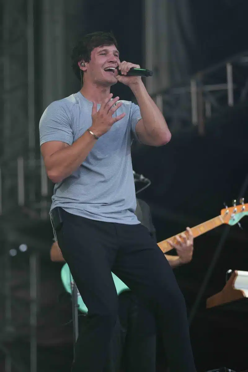 15.09.2023 Der Freitag - Glücksgefühle Festival - The Glück is coming home auf dem Hockenheimring.
FestivalFoto © by Boris Korpak/ bokopictures 15.09.2023 Der Freitag - Glücksgefühle Festival - The Glück is coming home auf dem Hockenheimring.
FestivalFoto © by Boris Korpak/ bokopictures