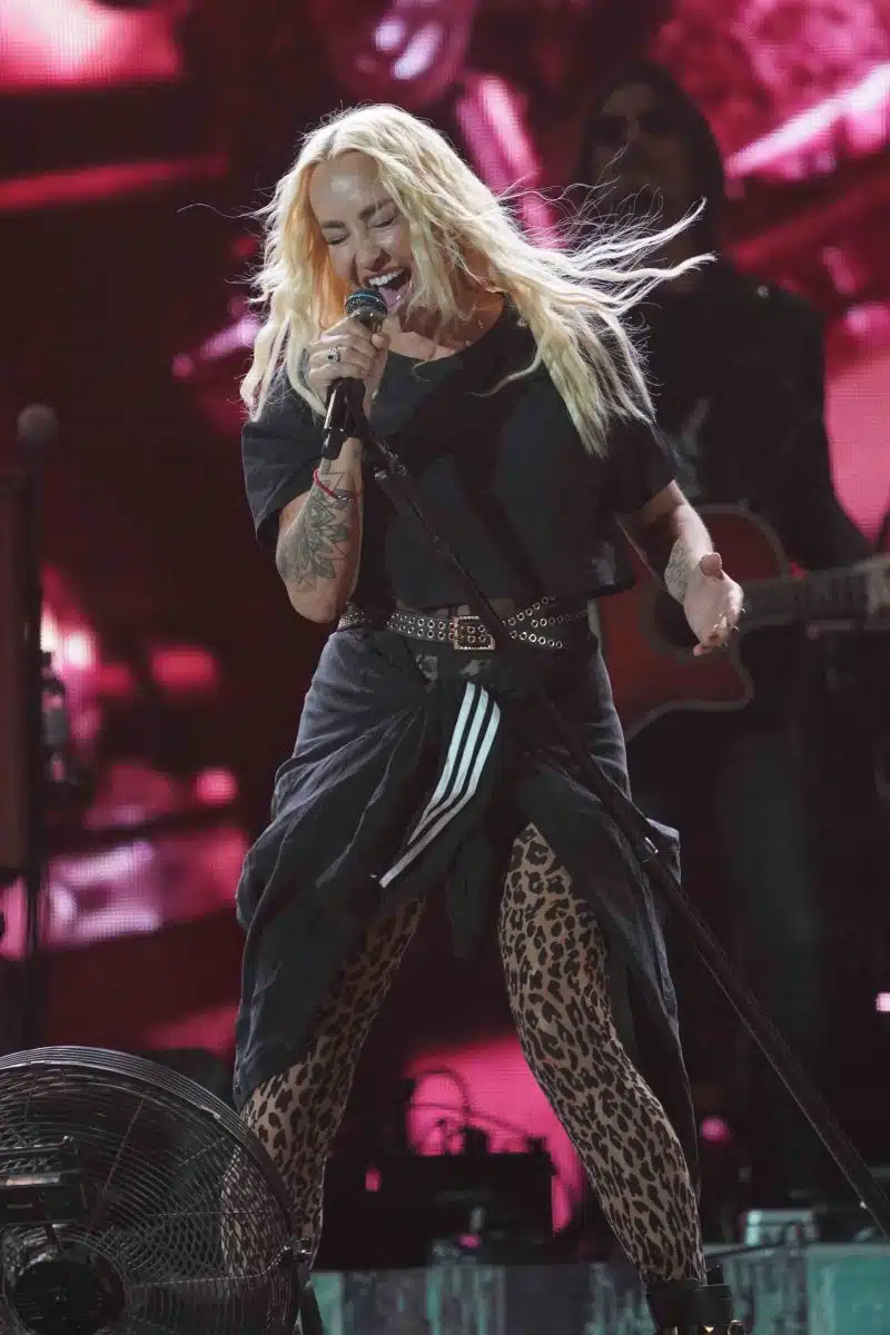 15.09.2023 Der Freitag - Glücksgefühle Festival - The Glück is coming home auf dem Hockenheimring.
FestivalFoto © by Boris Korpak/ bokopictures 15.09.2023 Der Freitag - Glücksgefühle Festival - The Glück is coming home auf dem Hockenheimring.
FestivalFoto © by Boris Korpak/ bokopictures