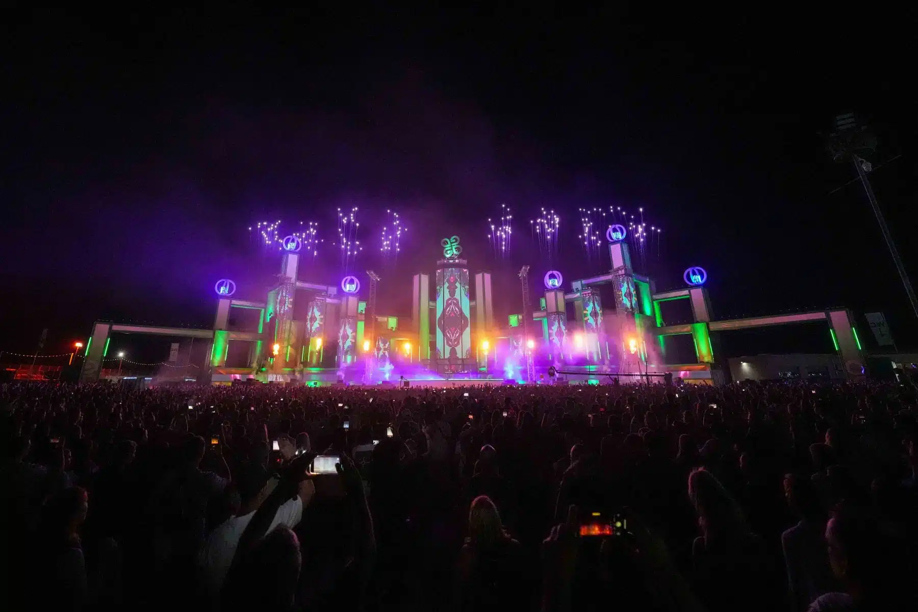 15.09.2023 Der Freitag - Glücksgefühle Festival - The Glück is coming home auf dem Hockenheimring.
FestivalFoto © by Boris Korpak/ bokopictures 15.09.2023 Der Freitag - Glücksgefühle Festival - The Glück is coming home auf dem Hockenheimring.
FestivalFoto © by Boris Korpak/ bokopictures