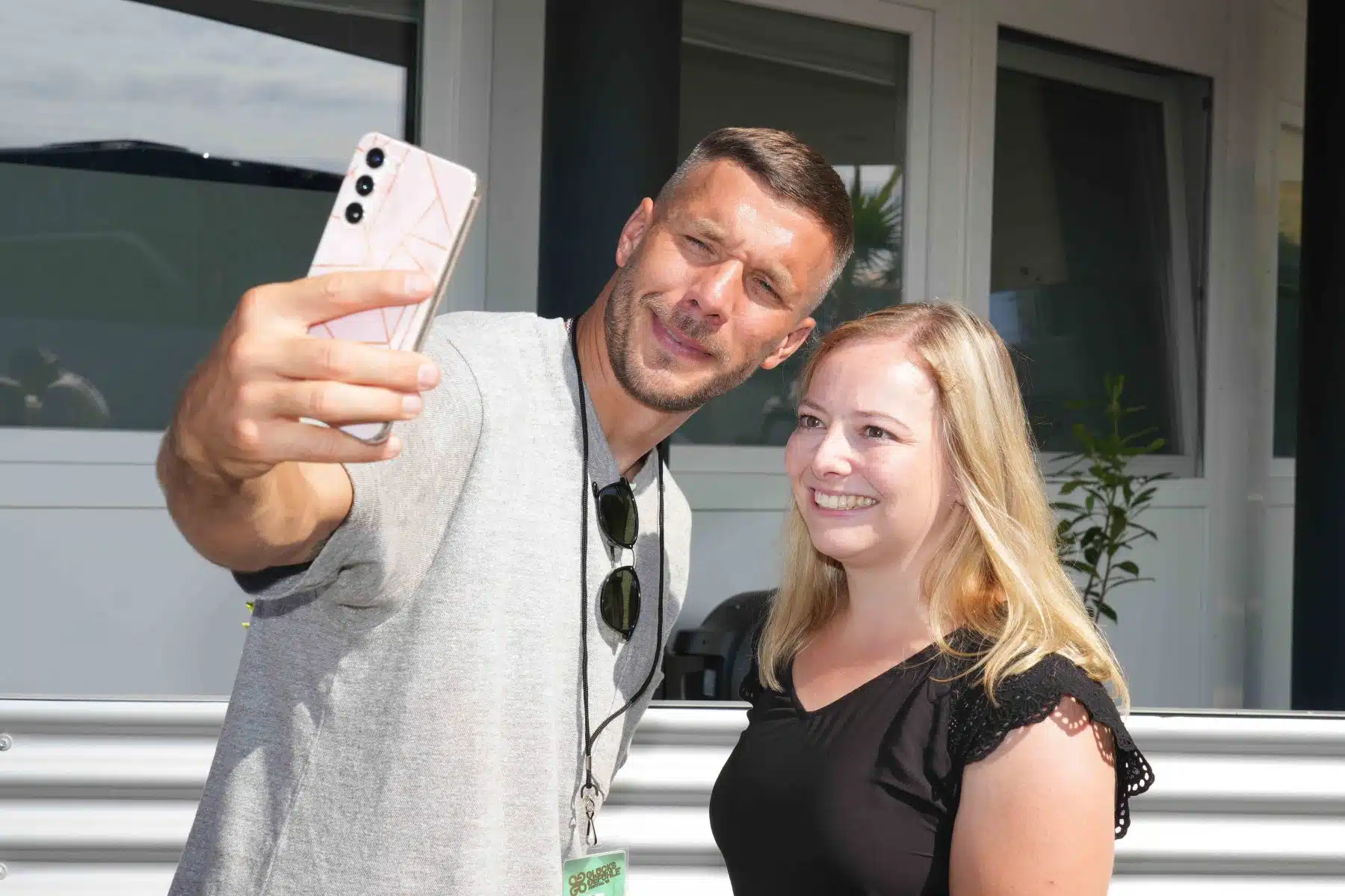 16.09.2023 Der Samstag - Glücksgefühle Festival - The Glück is coming home auf dem Hockenheimring.
FestivalFoto © by Boris Korpak/ bokopictures 16.09.2023 Der Samstag - Glücksgefühle Festival - The Glück is coming home auf dem Hockenheimring.
FestivalFoto © by Boris Korpak/ bokopictures