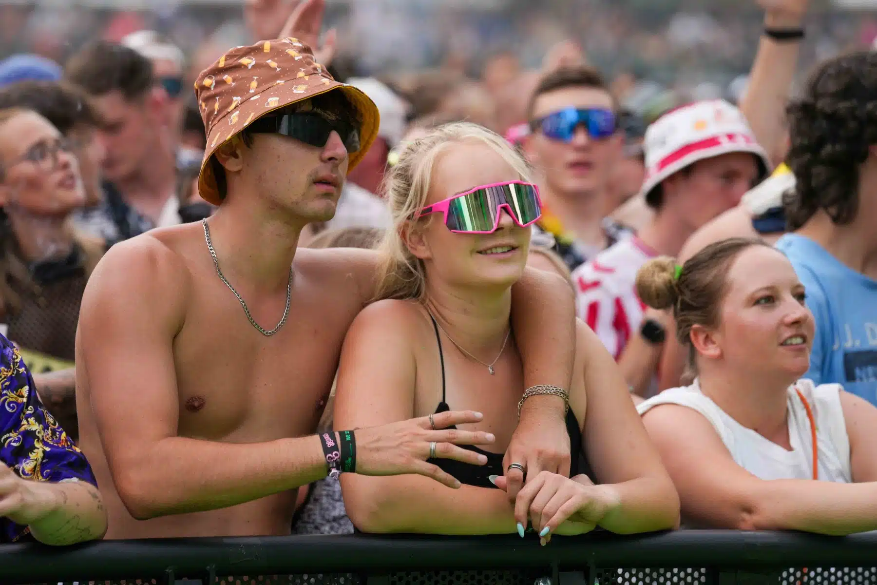 16.09.2023 Der Samstag - Glücksgefühle Festival - The Glück is coming home auf dem Hockenheimring.
FestivalFoto © by Boris Korpak/ bokopictures 16.09.2023 Der Samstag - Glücksgefühle Festival - The Glück is coming home auf dem Hockenheimring.
FestivalFoto © by Boris Korpak/ bokopictures