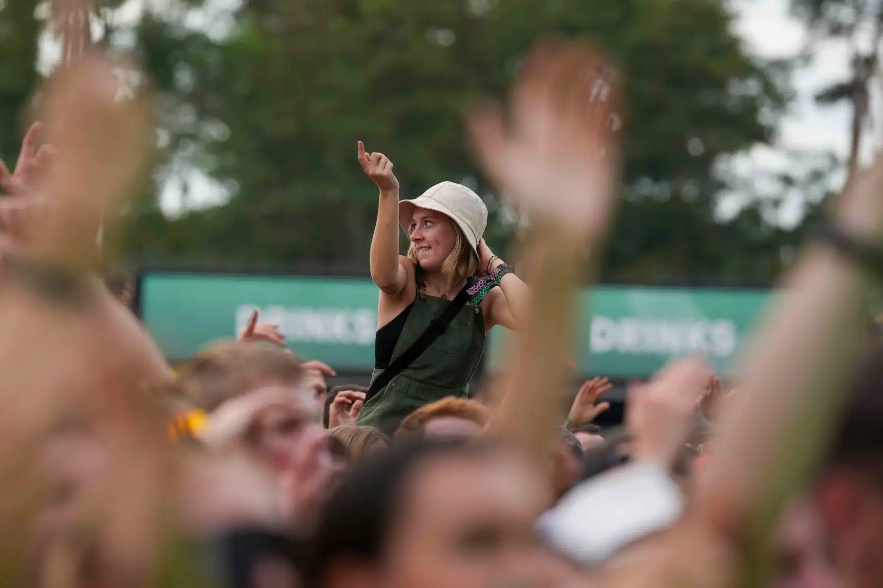 16.09.2023 Der Samstag - Glücksgefühle Festival - The Glück is coming home auf dem Hockenheimring.
FestivalFoto © by Boris Korpak/ bokopictures 16.09.2023 Der Samstag - Glücksgefühle Festival - The Glück is coming home auf dem Hockenheimring.
FestivalFoto © by Boris Korpak/ bokopictures