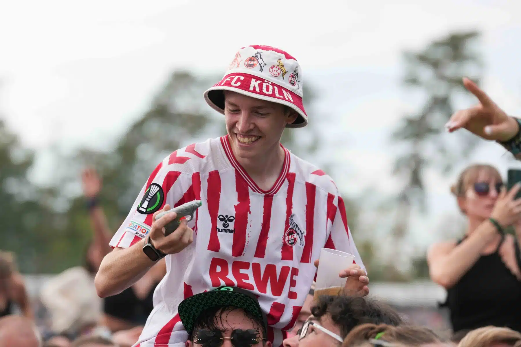 16.09.2023 Der Samstag - Glücksgefühle Festival - The Glück is coming home auf dem Hockenheimring.
FestivalFoto © by Boris Korpak/ bokopictures 16.09.2023 Der Samstag - Glücksgefühle Festival - The Glück is coming home auf dem Hockenheimring.
FestivalFoto © by Boris Korpak/ bokopictures
