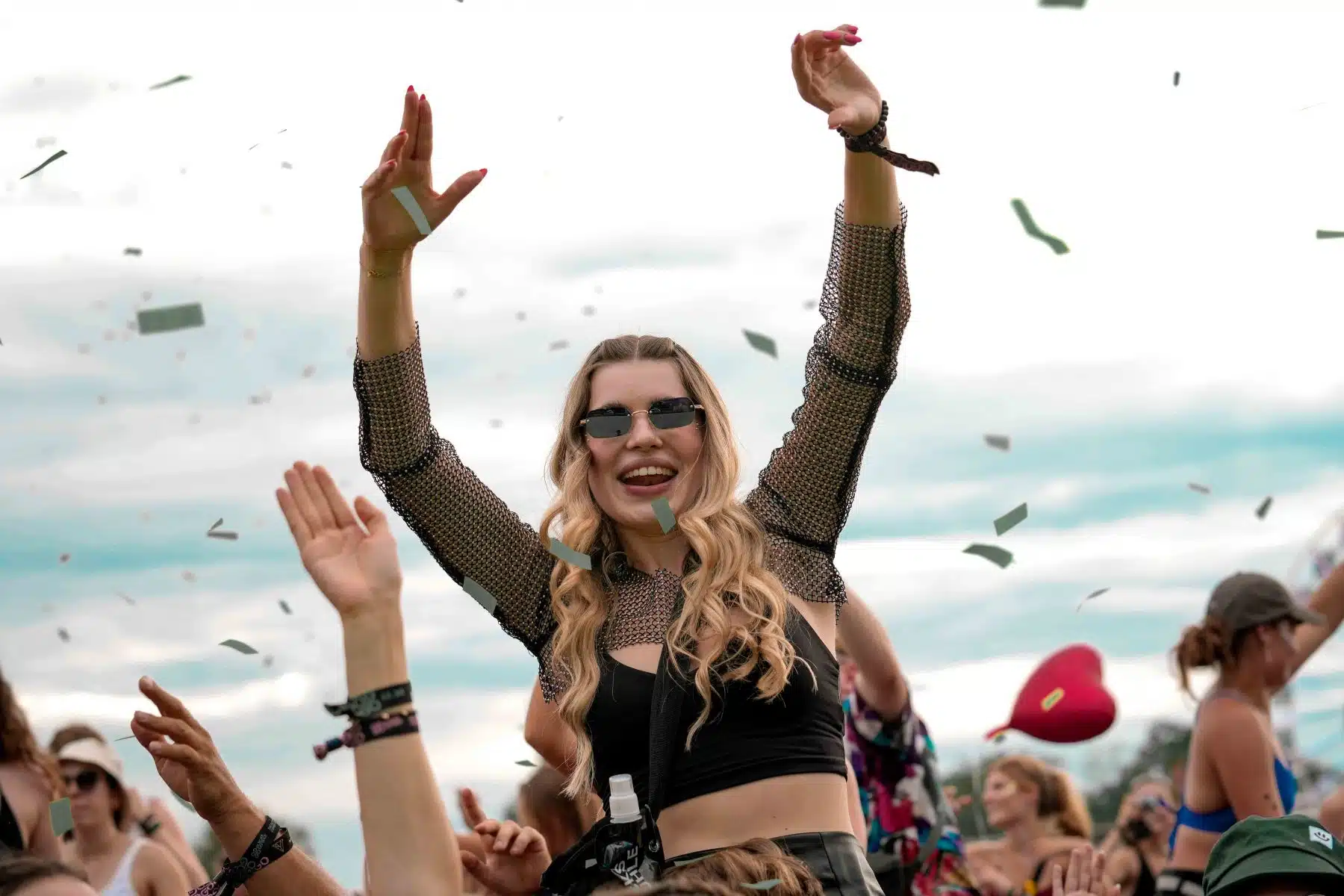 16.09.2023 Der Samstag - Glücksgefühle Festival - The Glück is coming home auf dem Hockenheimring.
FestivalFoto © by Boris Korpak/ bokopictures 16.09.2023 Der Samstag - Glücksgefühle Festival - The Glück is coming home auf dem Hockenheimring.
FestivalFoto © by Boris Korpak/ bokopictures