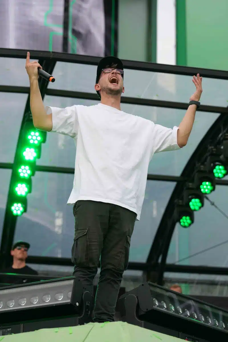 16.09.2023 Der Samstag - Glücksgefühle Festival - The Glück is coming home auf dem Hockenheimring.
FestivalFoto © by Boris Korpak/ bokopictures 16.09.2023 Der Samstag - Glücksgefühle Festival - The Glück is coming home auf dem Hockenheimring.
FestivalFoto © by Boris Korpak/ bokopictures