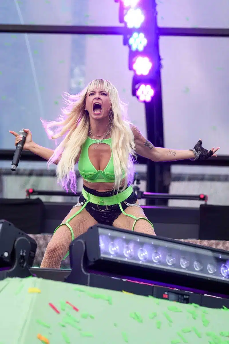 16.09.2023 Der Samstag - Glücksgefühle Festival - The Glück is coming home auf dem Hockenheimring.
FestivalFoto © by Boris Korpak/ bokopictures 16.09.2023 Der Samstag - Glücksgefühle Festival - The Glück is coming home auf dem Hockenheimring.
FestivalFoto © by Boris Korpak/ bokopictures