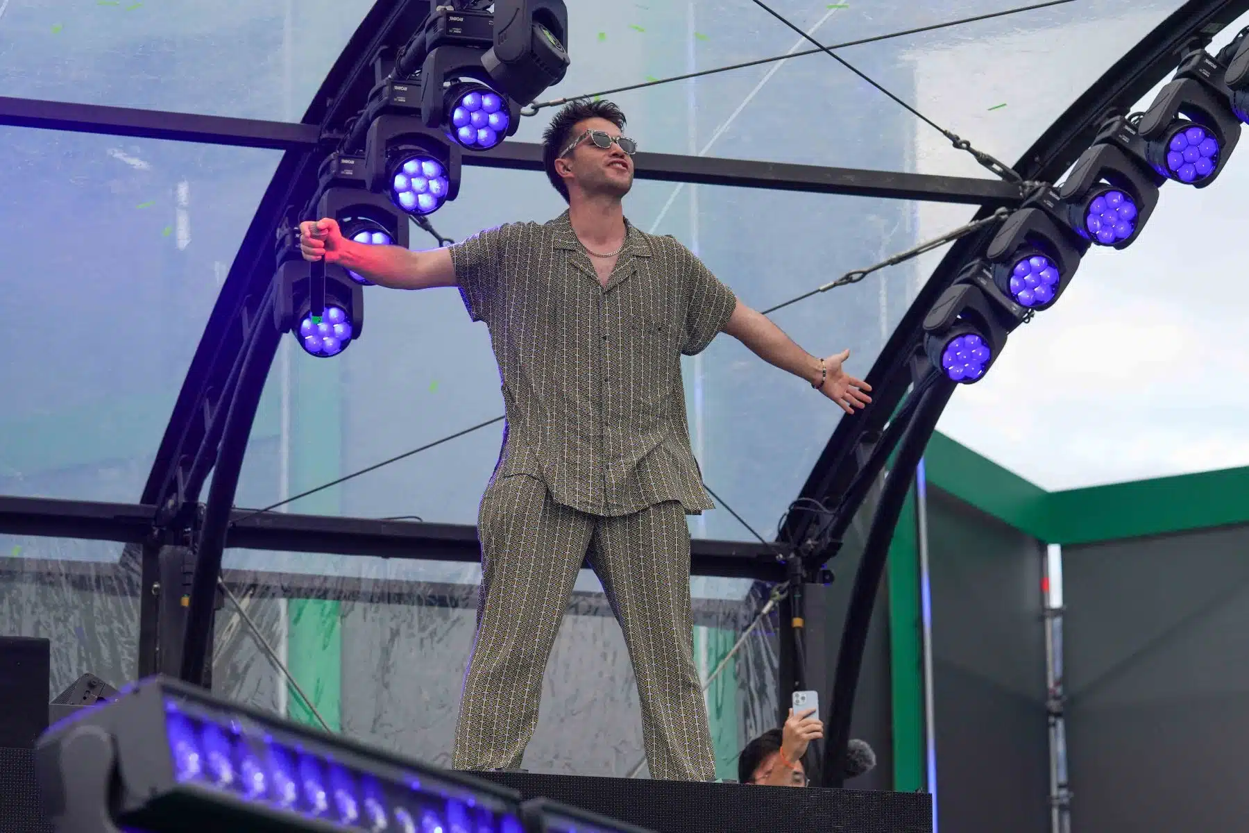 16.09.2023 Der Samstag - Glücksgefühle Festival - The Glück is coming home auf dem Hockenheimring.
FestivalFoto © by Boris Korpak/ bokopictures 16.09.2023 Der Samstag - Glücksgefühle Festival - The Glück is coming home auf dem Hockenheimring.
FestivalFoto © by Boris Korpak/ bokopictures