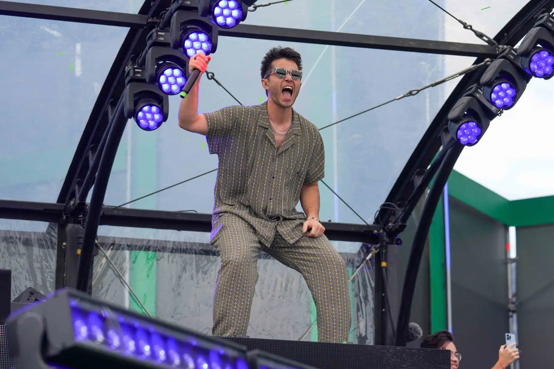 16.09.2023 Der Samstag - Glücksgefühle Festival - The Glück is coming home auf dem Hockenheimring.
FestivalFoto © by Boris Korpak/ bokopictures 16.09.2023 Der Samstag - Glücksgefühle Festival - The Glück is coming home auf dem Hockenheimring.
FestivalFoto © by Boris Korpak/ bokopictures