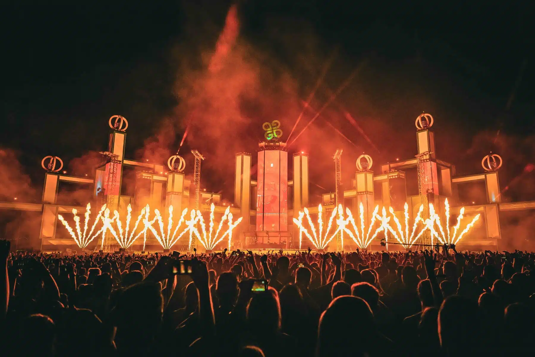 16.09.2023 Der Samstag - Glücksgefühle Festival - The Glück is coming home auf dem Hockenheimring.
FestivalFoto © by Boris Korpak/ bokopictures 16.09.2023 Der Samstag - Glücksgefühle Festival - The Glück is coming home auf dem Hockenheimring.
FestivalFoto © by Boris Korpak/ bokopictures