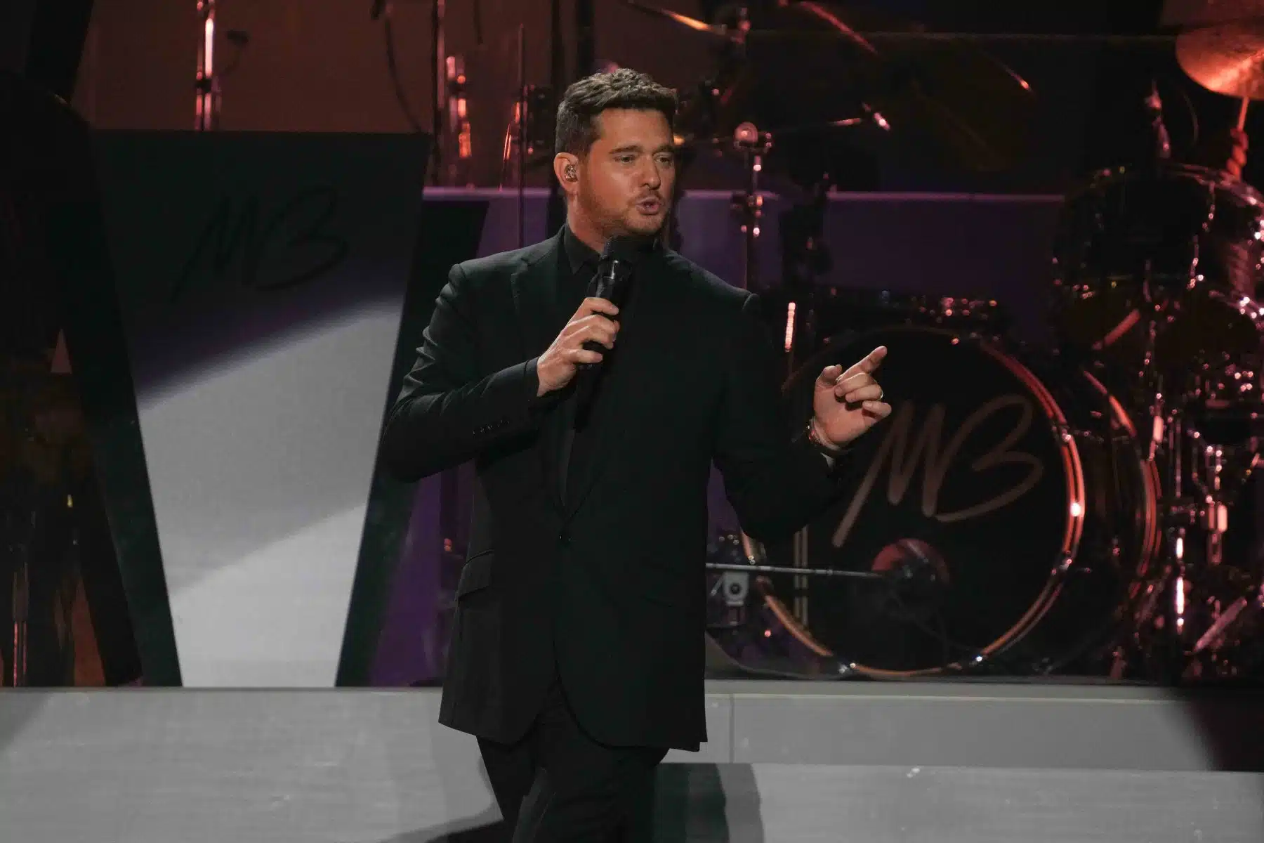 18.03.2023 Michael Bublé präsentierte sein herausragendes Repertoire in der SAP Arena Mannheim.
Foto © by Boris Korpak/ bokopictures 18.03.2023 Michael Bublé präsentierte sein herausragendes Repertoire in der SAP Arena Mannheim.
Foto © by Boris Korpak/ bokopictures