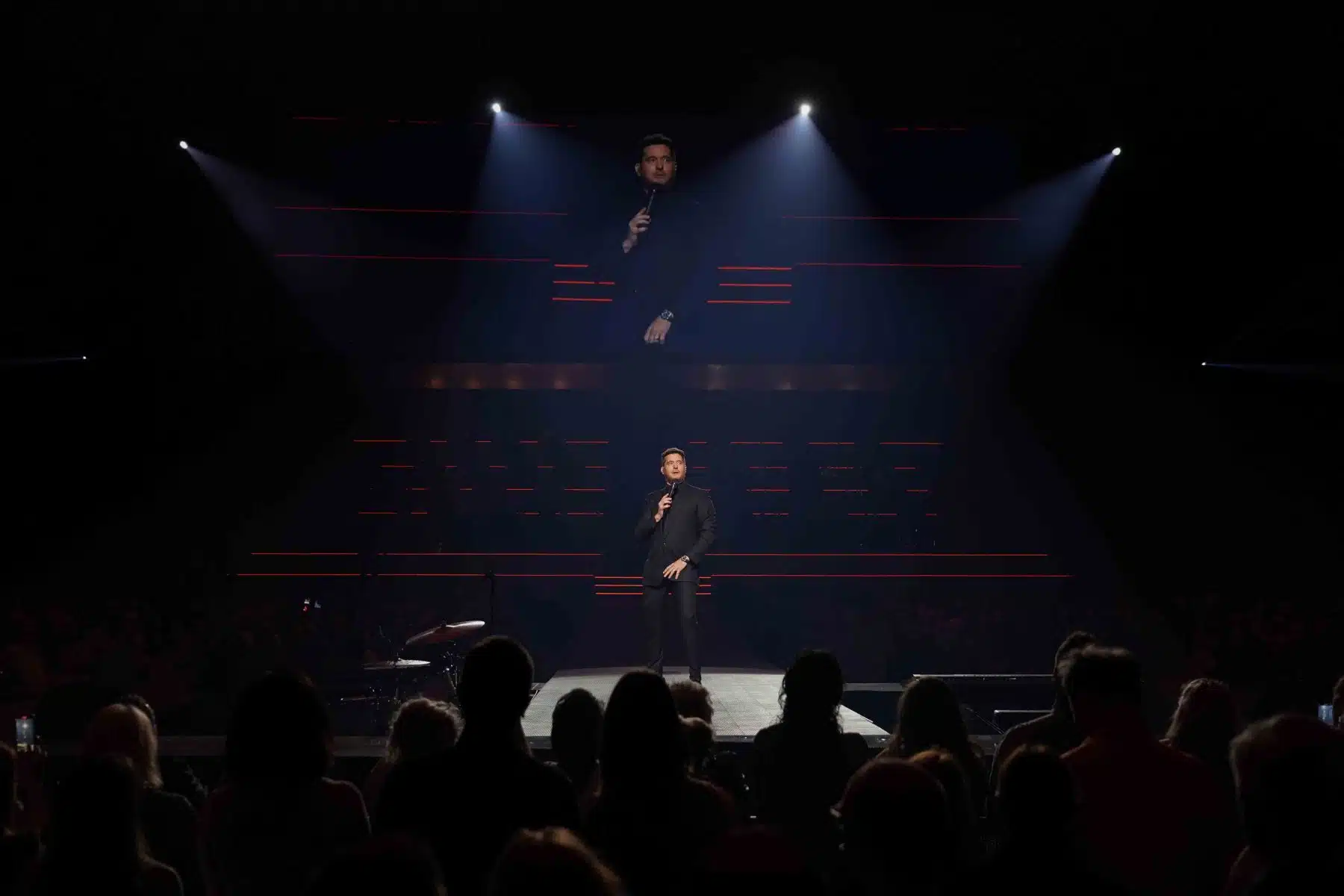 18.03.2023 Michael Bublé präsentierte sein herausragendes Repertoire in der SAP Arena Mannheim.
Foto © by Boris Korpak/ bokopictures 18.03.2023 Michael Bublé präsentierte sein herausragendes Repertoire in der SAP Arena Mannheim.
Foto © by Boris Korpak/ bokopictures