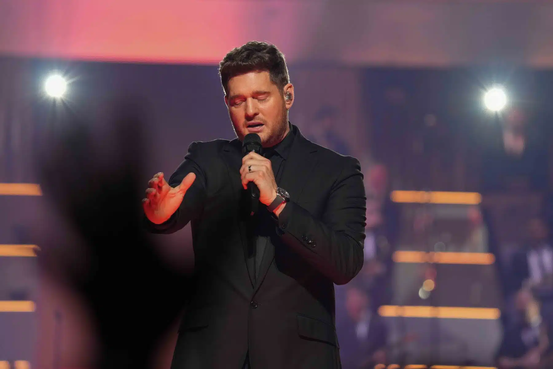 18.03.2023 Michael Bublé präsentierte sein herausragendes Repertoire in der SAP Arena Mannheim.
Foto © by Boris Korpak/ bokopictures 18.03.2023 Michael Bublé präsentierte sein herausragendes Repertoire in der SAP Arena Mannheim.
Foto © by Boris Korpak/ bokopictures