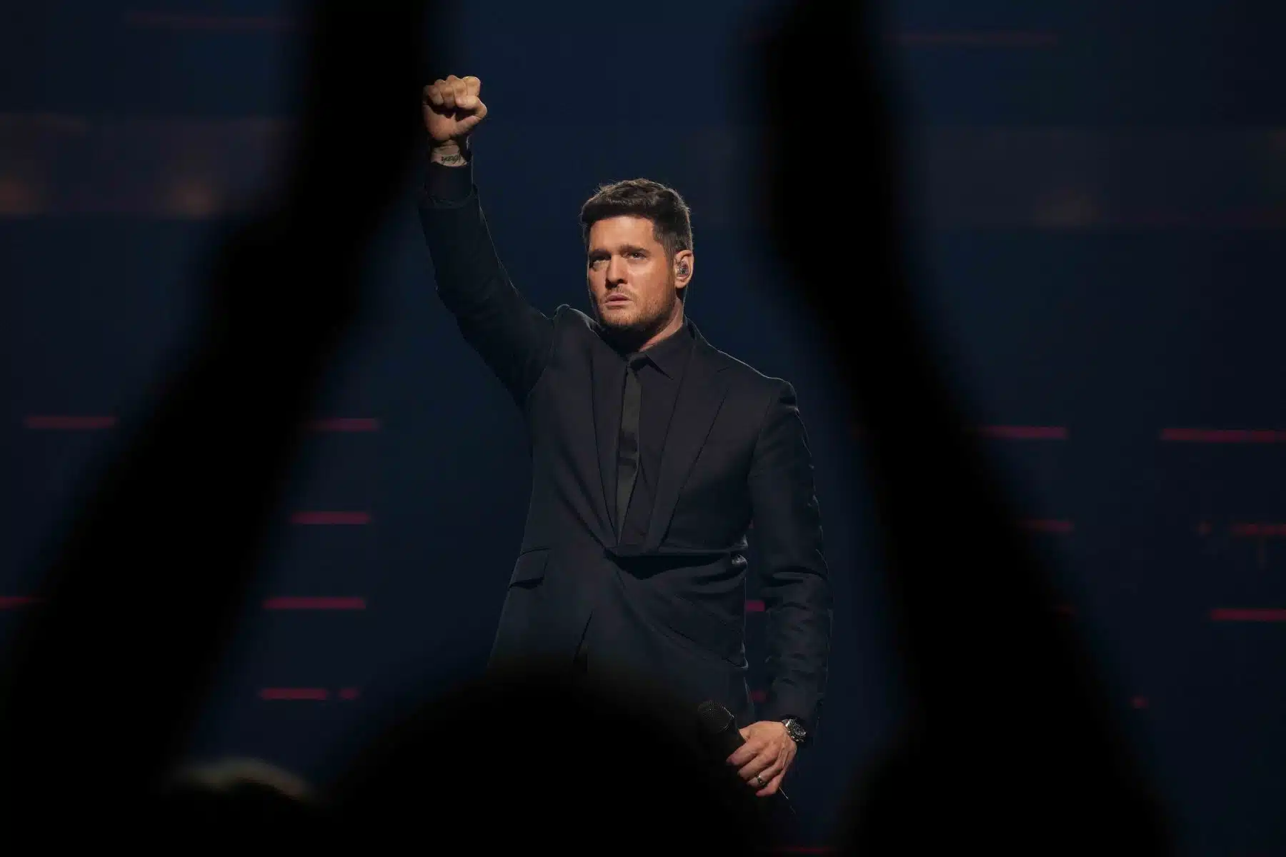 18.03.2023 Michael Bublé präsentierte sein herausragendes Repertoire in der SAP Arena Mannheim.
Foto © by Boris Korpak/ bokopictures 18.03.2023 Michael Bublé präsentierte sein herausragendes Repertoire in der SAP Arena Mannheim.
Foto © by Boris Korpak/ bokopictures