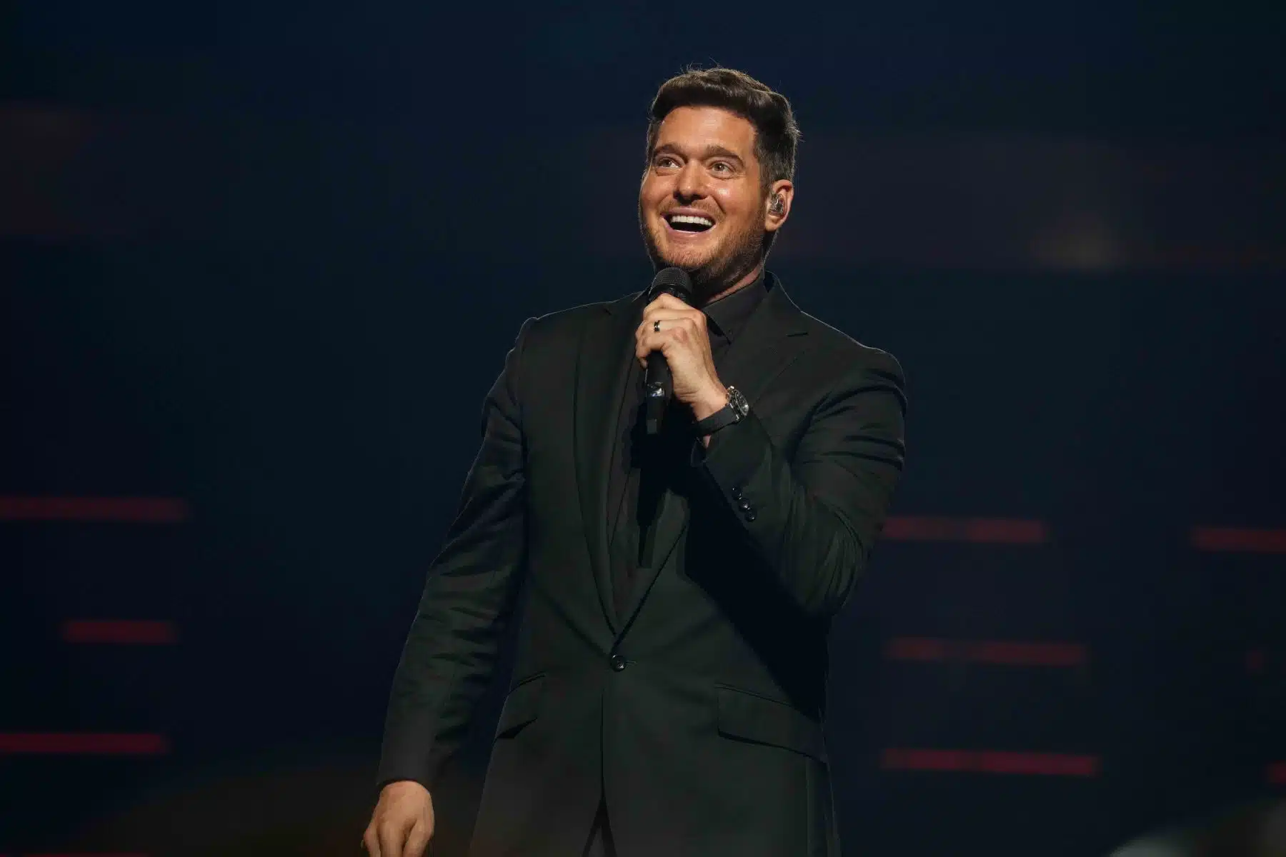 18.03.2023 Michael Bublé präsentierte sein herausragendes Repertoire in der SAP Arena Mannheim.
Foto © by Boris Korpak/ bokopictures 18.03.2023 Michael Bublé präsentierte sein herausragendes Repertoire in der SAP Arena Mannheim.
Foto © by Boris Korpak/ bokopictures