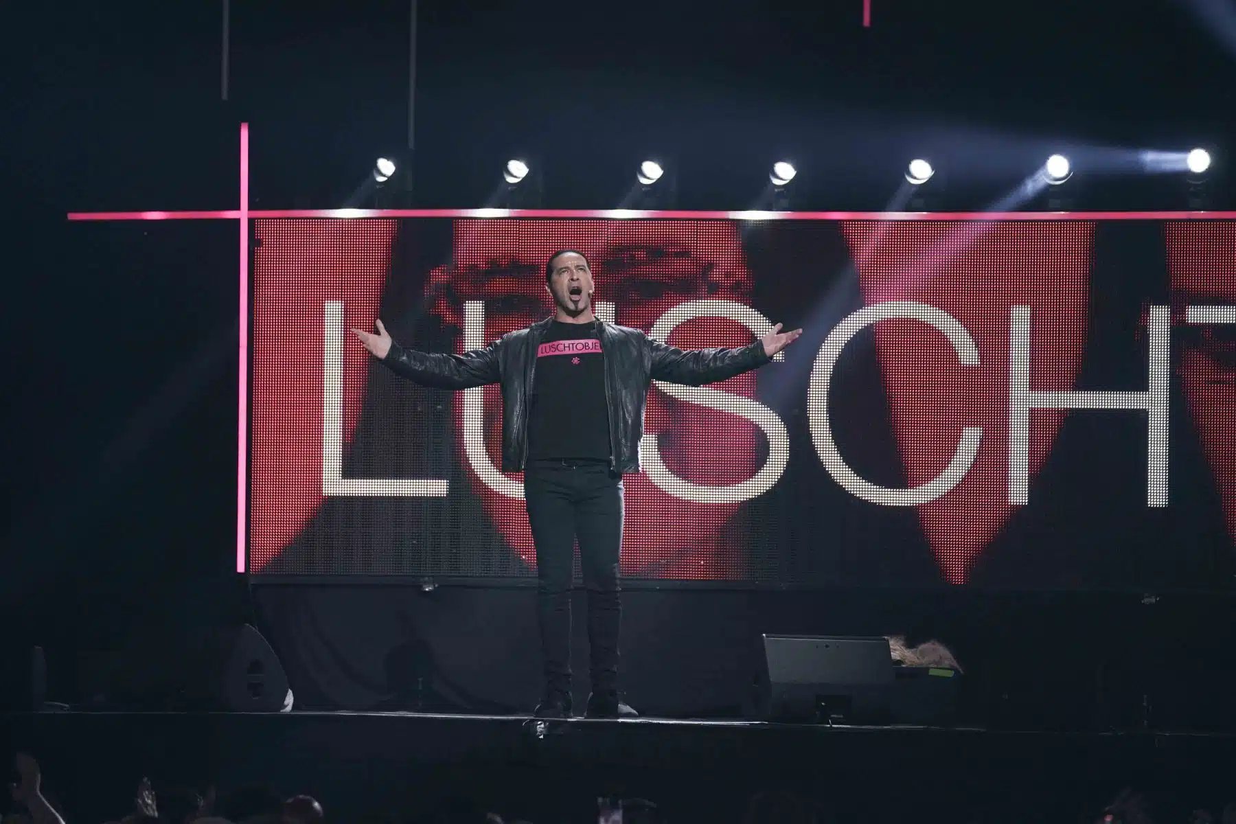 18.06.2022 Bülent Ceylan mit seinem elften Live-Programm „Luschtobjekt“ in der SAP Arena Mannheim. 18.06.2022 Bülent Ceylan mit seinem elften Live-Programm „Luschtobjekt“ in der SAP Arena Mannheim.