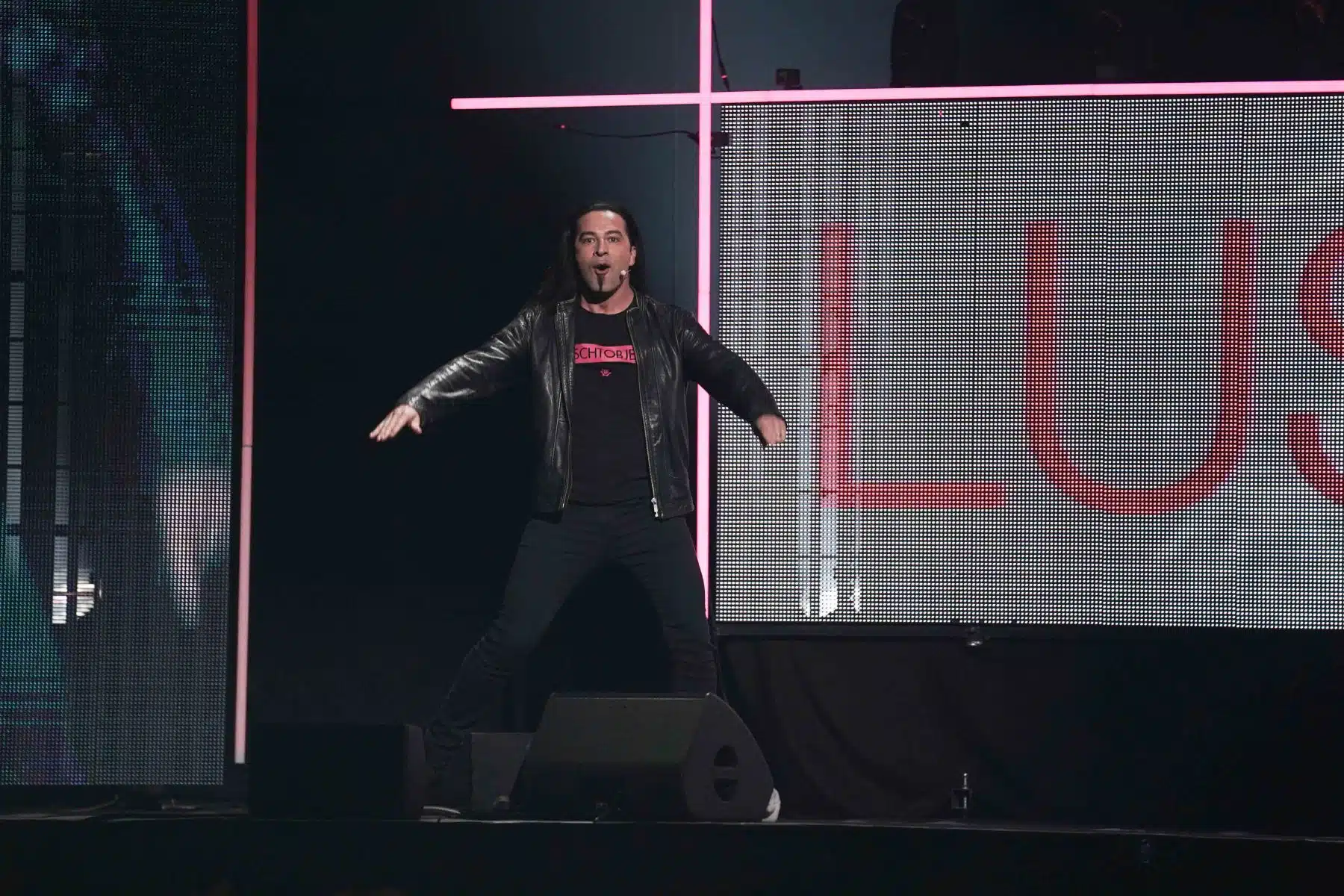 18.06.2022 Bülent Ceylan mit seinem elften Live-Programm „Luschtobjekt“ in der SAP Arena Mannheim. 18.06.2022 Bülent Ceylan mit seinem elften Live-Programm „Luschtobjekt“ in der SAP Arena Mannheim.