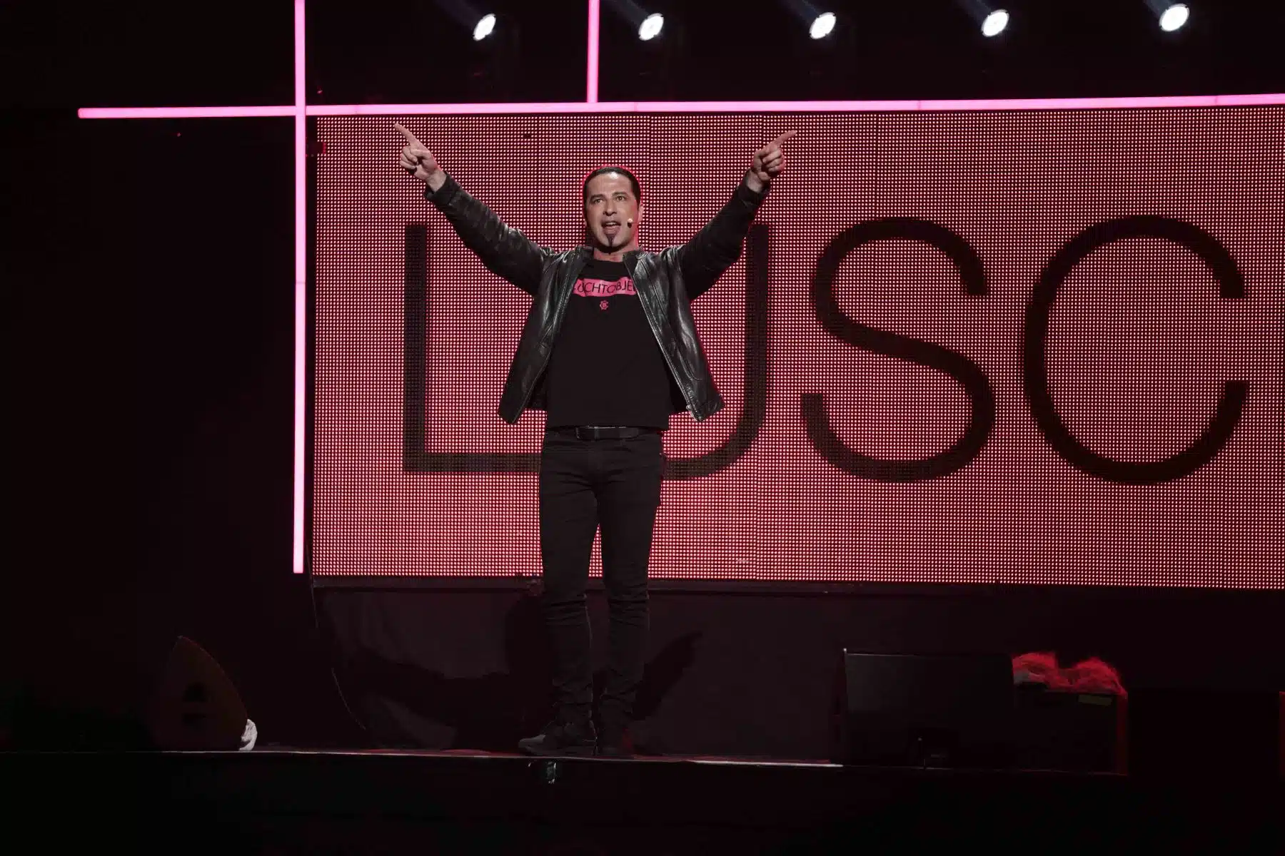 18.06.2022 Bülent Ceylan mit seinem elften Live-Programm „Luschtobjekt“ in der SAP Arena Mannheim. 18.06.2022 Bülent Ceylan mit seinem elften Live-Programm „Luschtobjekt“ in der SAP Arena Mannheim.