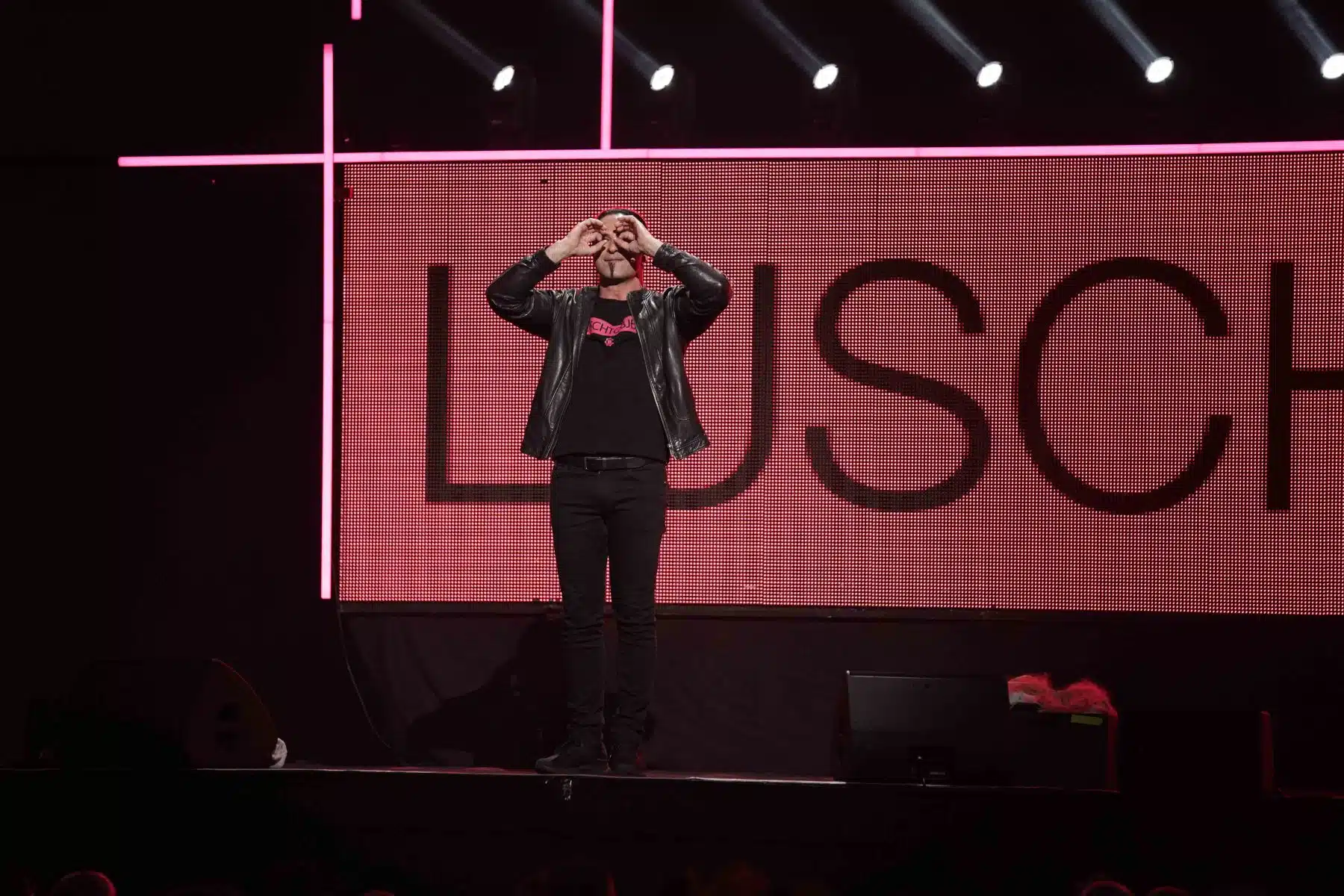 18.06.2022 Bülent Ceylan mit seinem elften Live-Programm „Luschtobjekt“ in der SAP Arena Mannheim. 18.06.2022 Bülent Ceylan mit seinem elften Live-Programm „Luschtobjekt“ in der SAP Arena Mannheim.