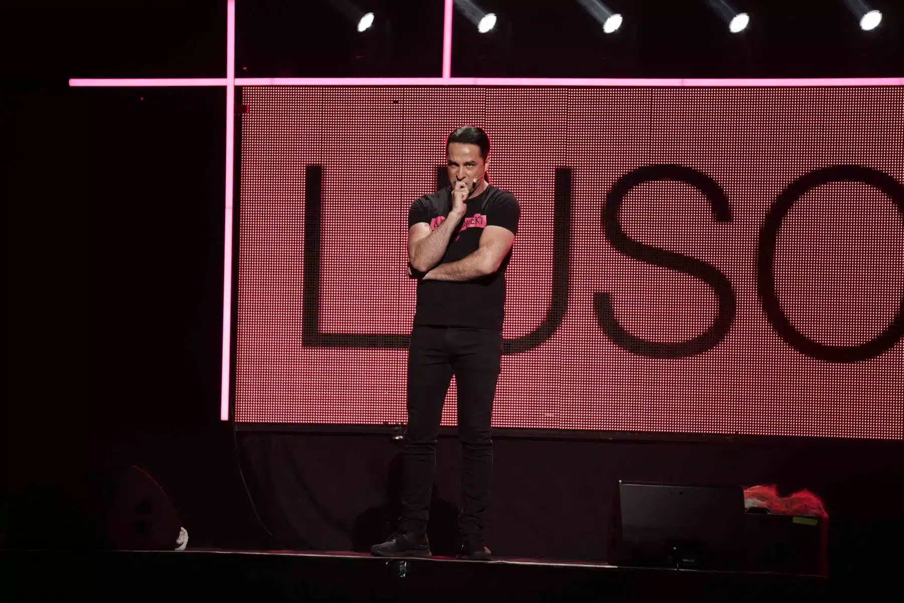 18.06.2022 Bülent Ceylan mit seinem elften Live-Programm „Luschtobjekt“ in der SAP Arena Mannheim. 18.06.2022 Bülent Ceylan mit seinem elften Live-Programm „Luschtobjekt“ in der SAP Arena Mannheim.