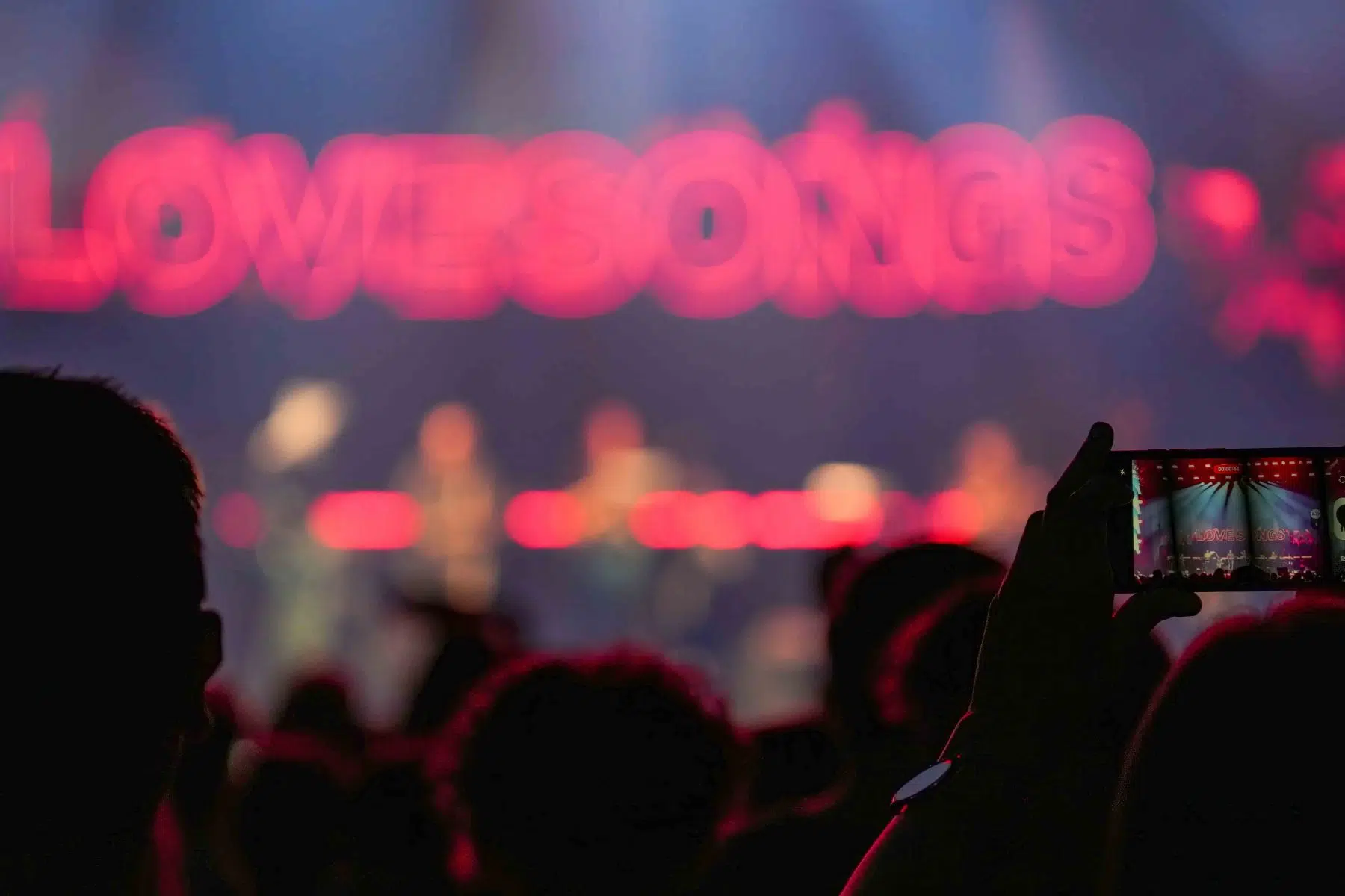 Peter Fox mit seiner „LoveSongs“-Tour in der SAP Arena Mannheim am 18.09.2024 Peter Fox mit seiner „LoveSongs“-Tour in der SAP Arena Mannheim am 18.09.2024