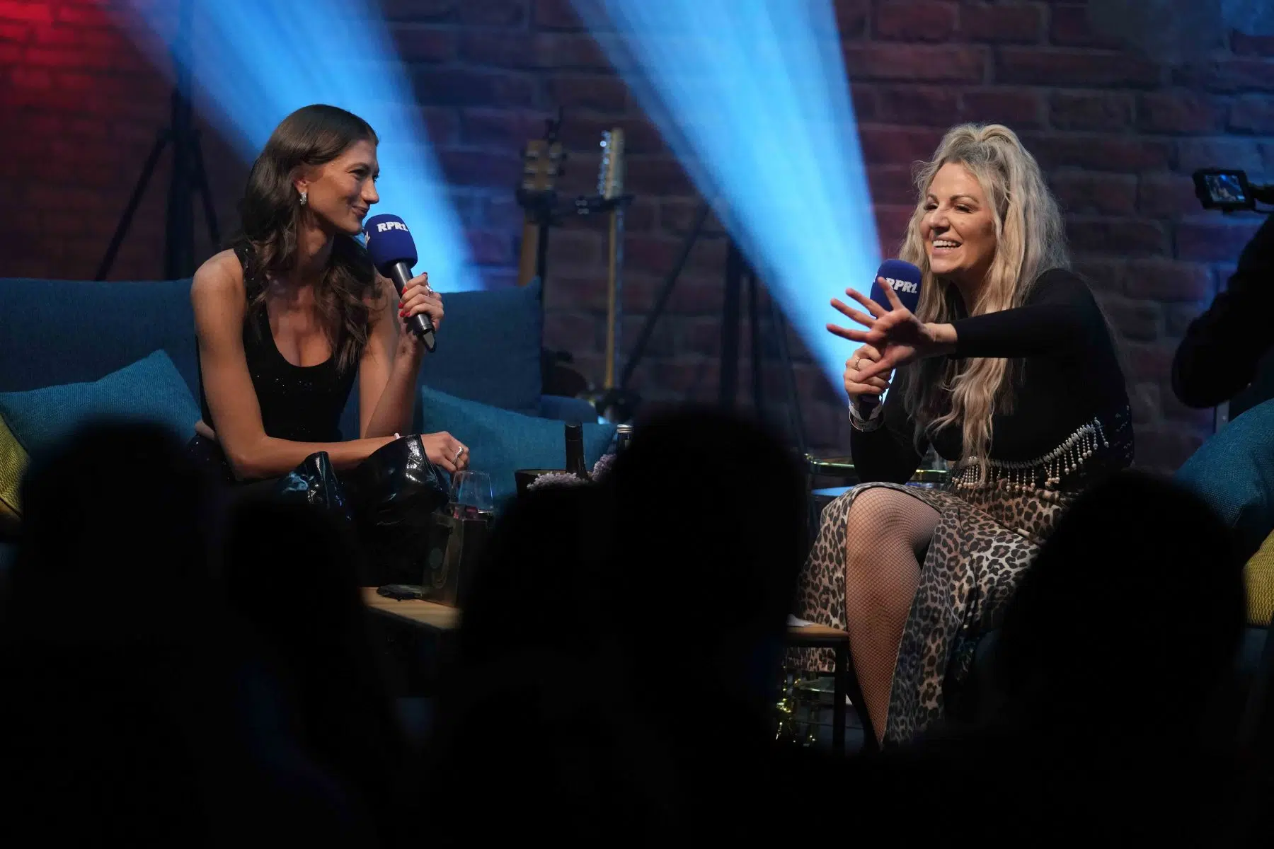 19.04.2024 Im Rahmen der RPR1-Reihe „Music made in Germany on Tour“ war Sängerin und Songwriterin Leony im Ingelheimer Winzerkeller zu Gast. 19.04.2024 Im Rahmen der RPR1-Reihe „Music made in Germany on Tour“ war Sängerin und Songwriterin Leony im Ingelheimer Winzerkeller zu Gast.