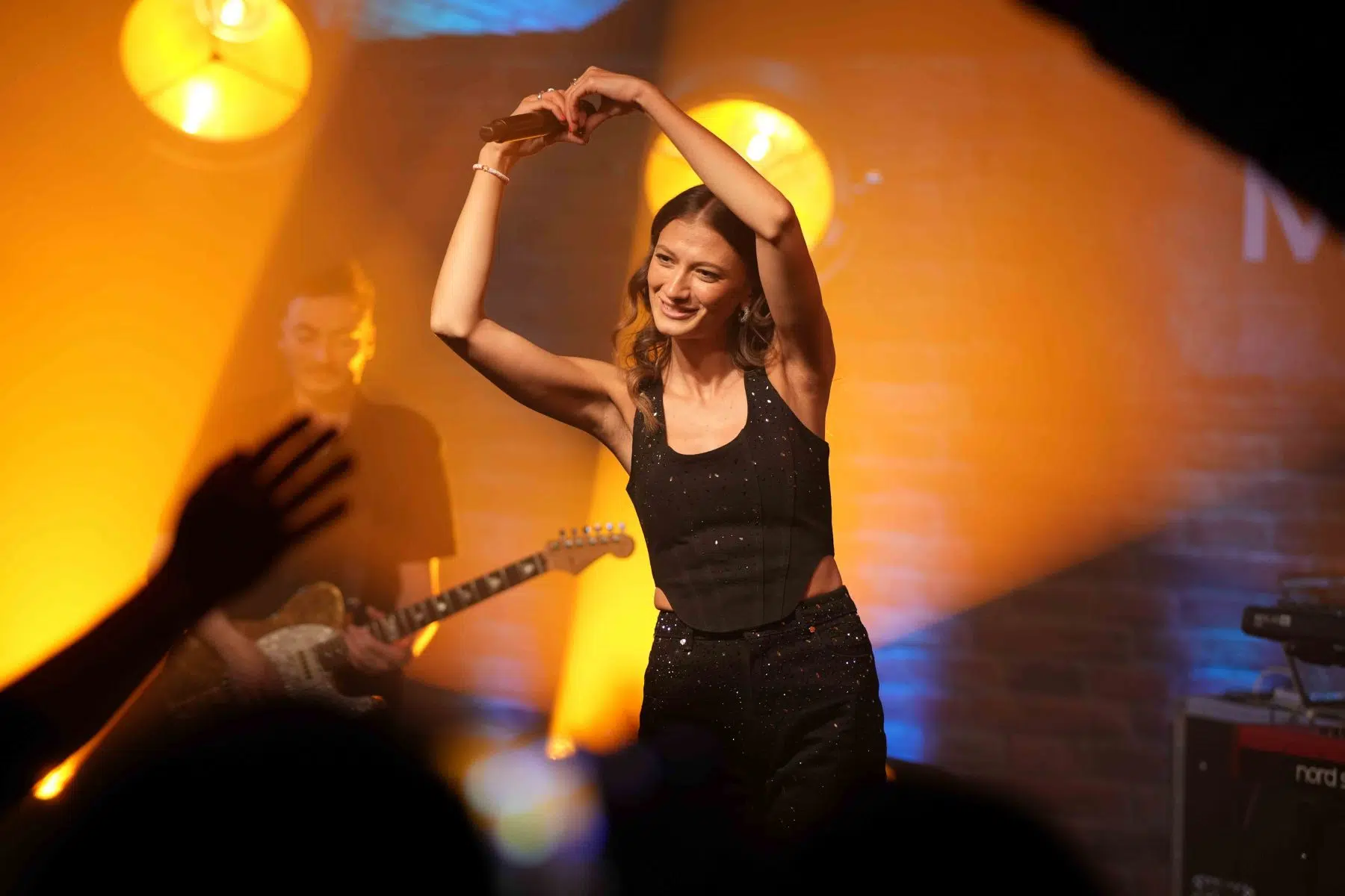 19.04.2024 Im Rahmen der RPR1-Reihe „Music made in Germany on Tour“ war Sängerin und Songwriterin Leony im Ingelheimer Winzerkeller zu Gast. 19.04.2024 Im Rahmen der RPR1-Reihe „Music made in Germany on Tour“ war Sängerin und Songwriterin Leony im Ingelheimer Winzerkeller zu Gast.