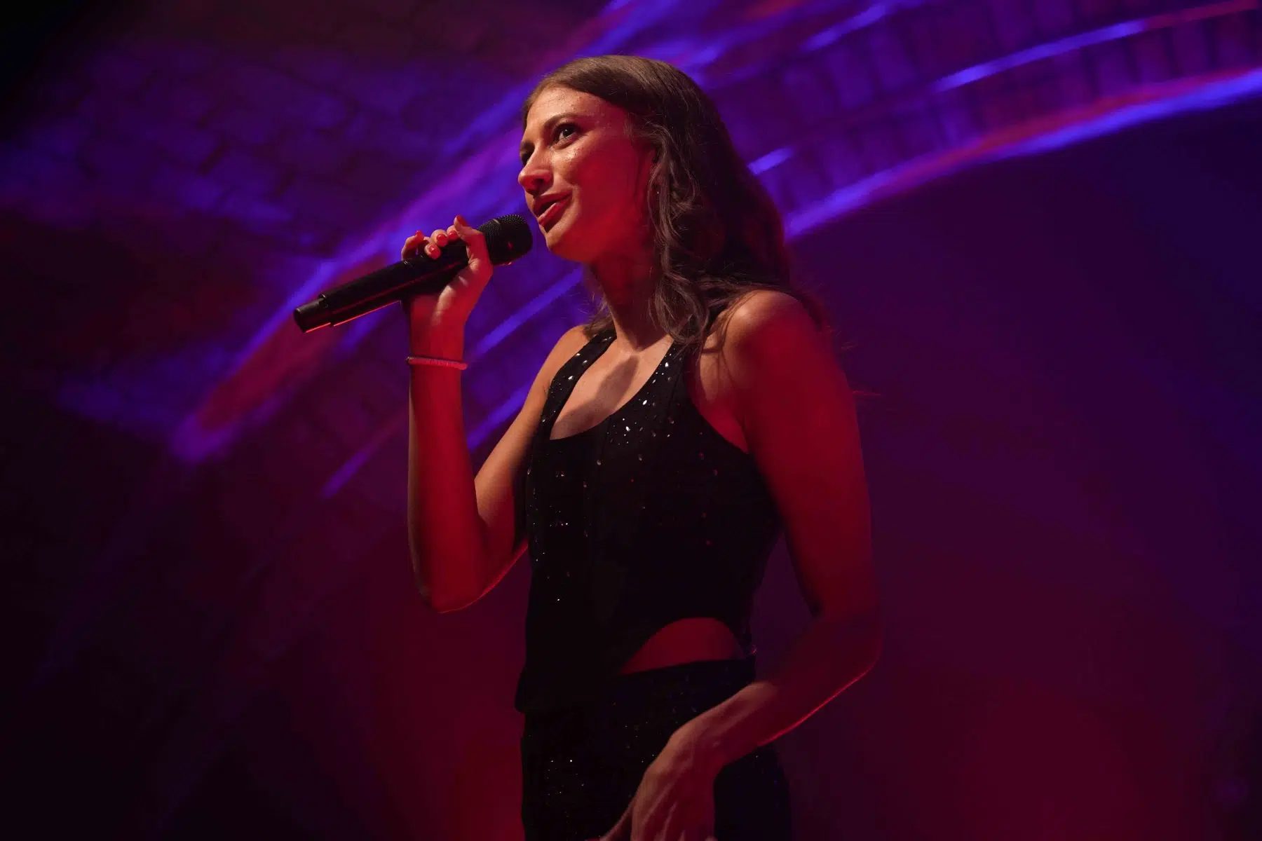 19.04.2024 Im Rahmen der RPR1-Reihe „Music made in Germany on Tour“ war Sängerin und Songwriterin Leony im Ingelheimer Winzerkeller zu Gast. 19.04.2024 Im Rahmen der RPR1-Reihe „Music made in Germany on Tour“ war Sängerin und Songwriterin Leony im Ingelheimer Winzerkeller zu Gast.